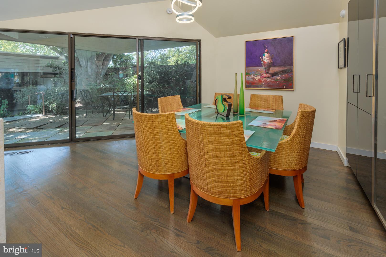 BENNETT POINT - Residential