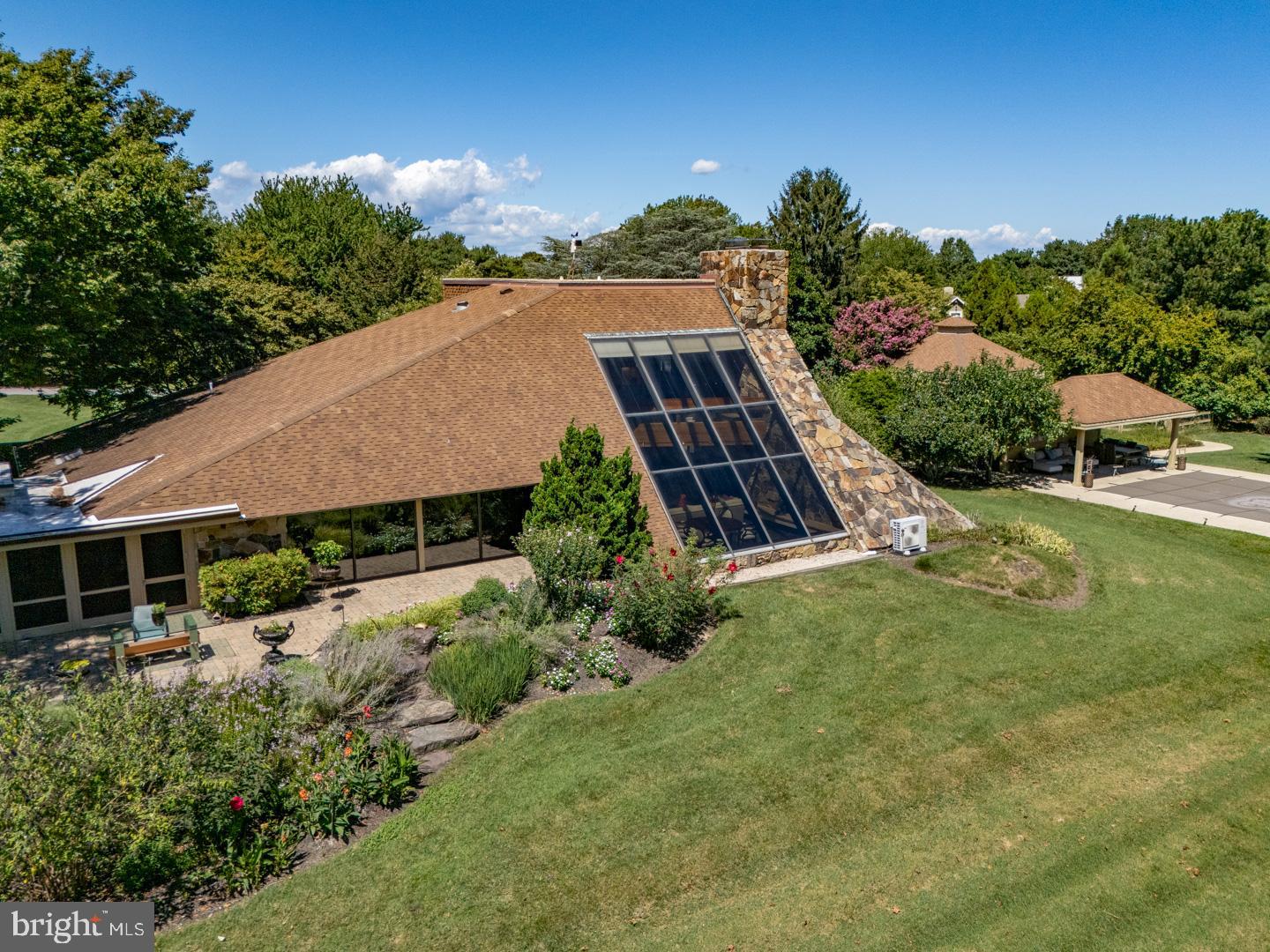 BENNETT POINT - Residential