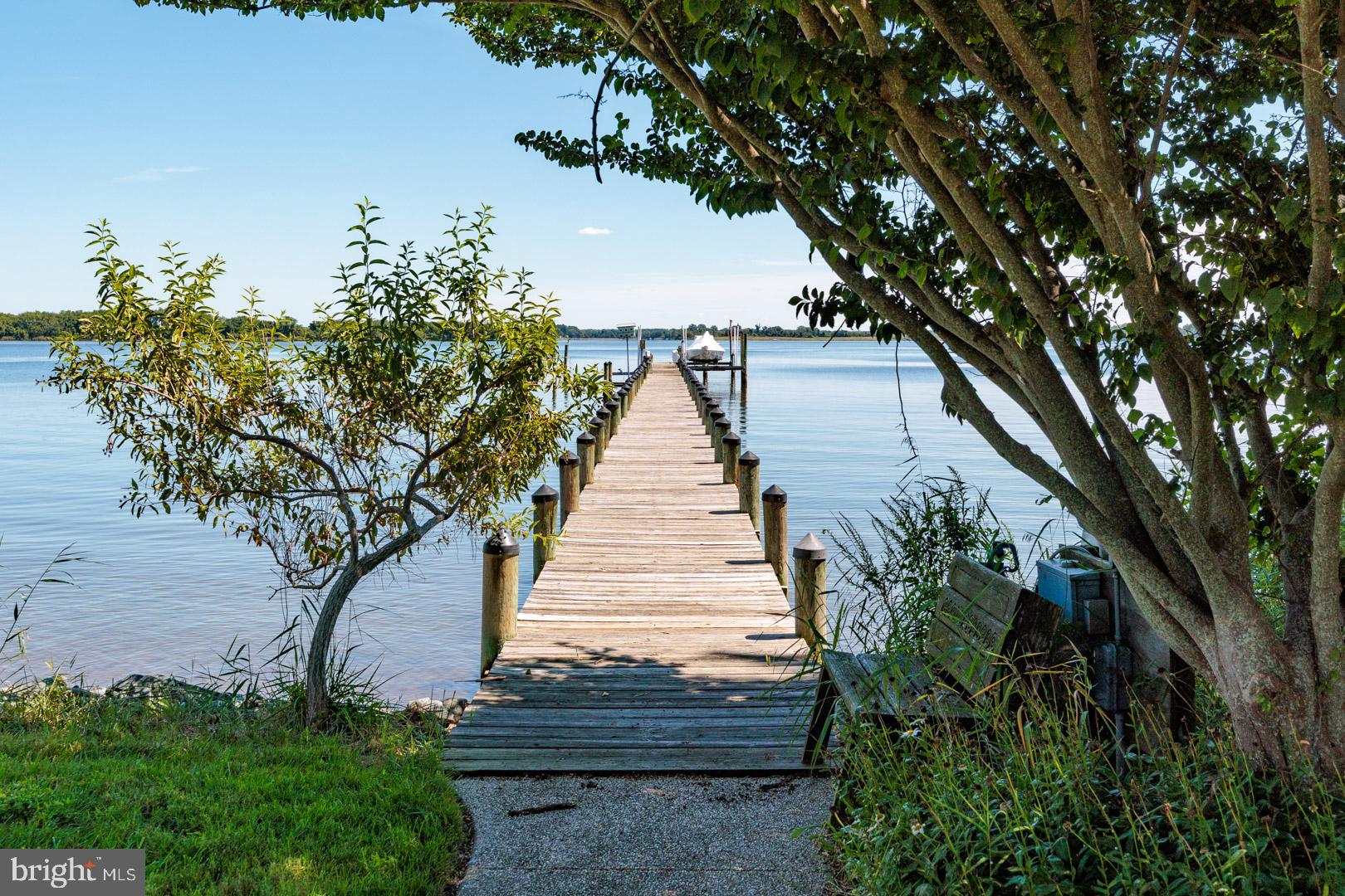 BENNETT POINT - Residential