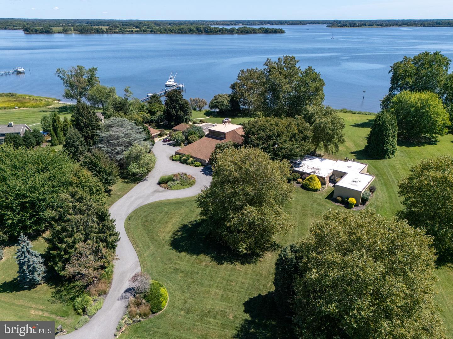 BENNETT POINT - Residential