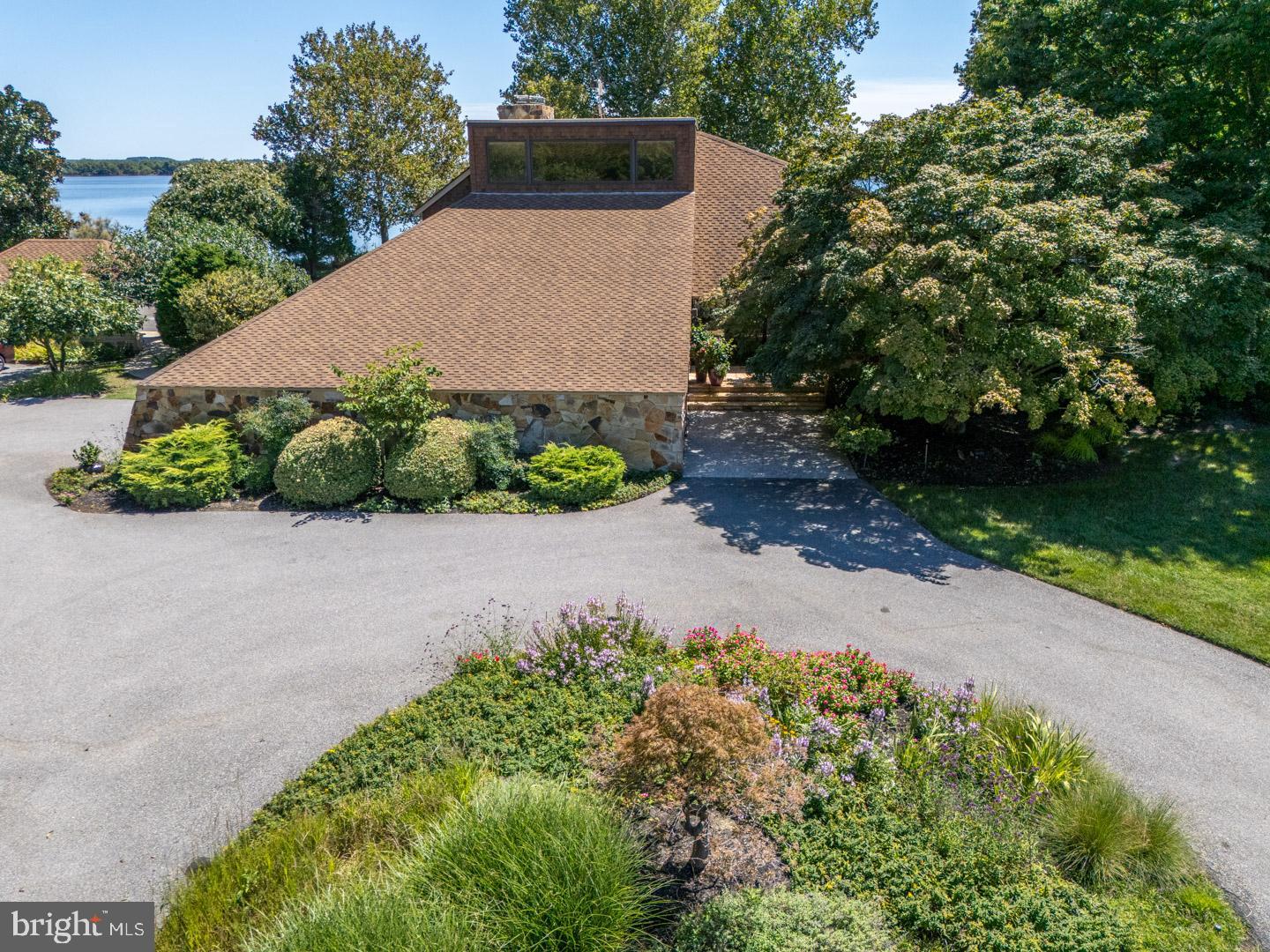 BENNETT POINT - Residential