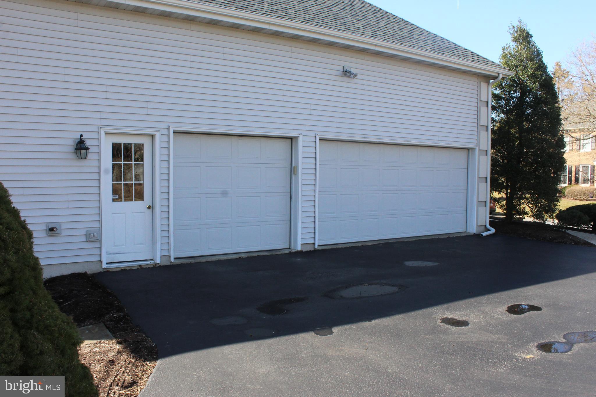 OAK LANE - Residential