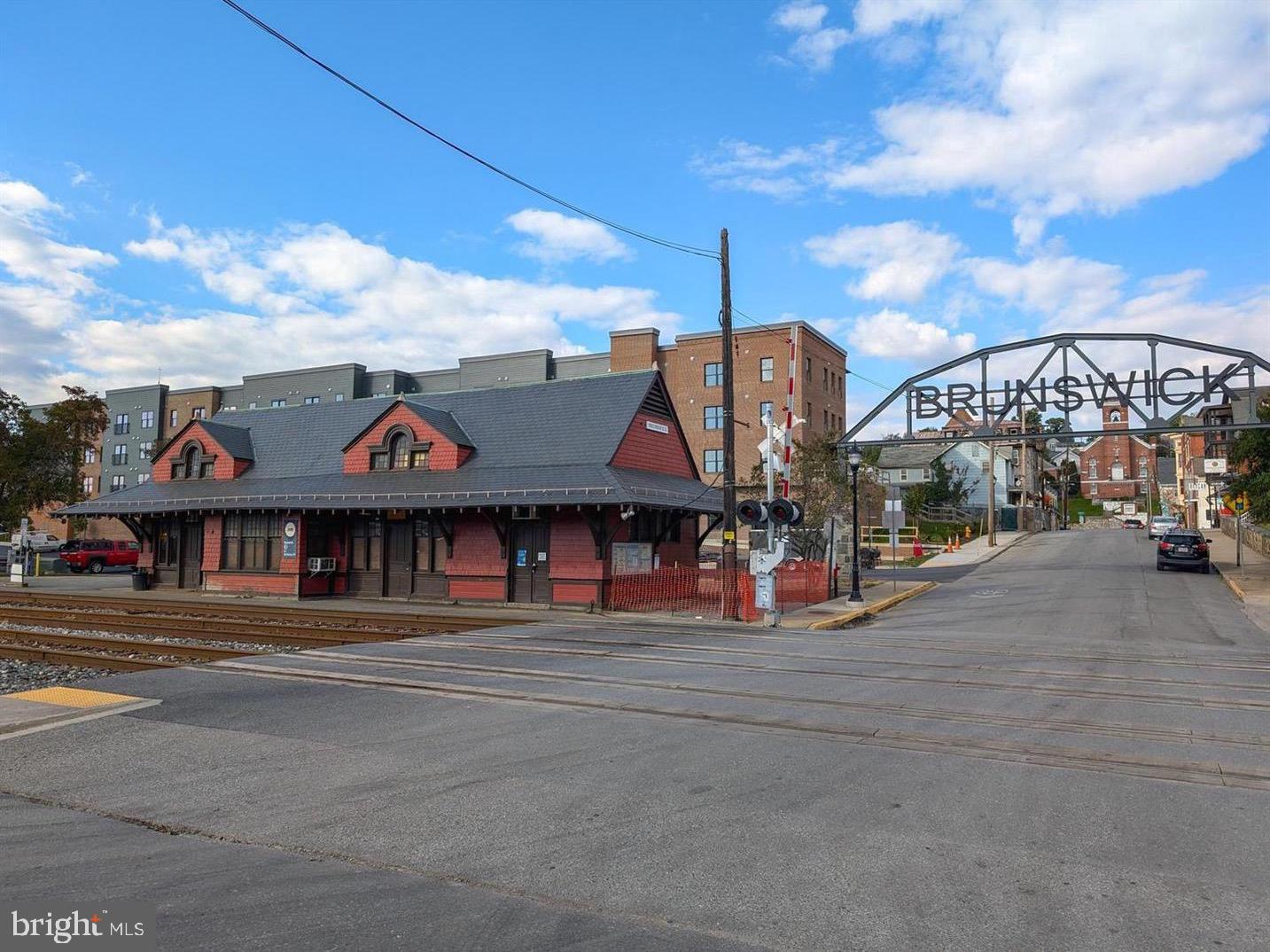 BRUNSWICK CROSSING - Residential