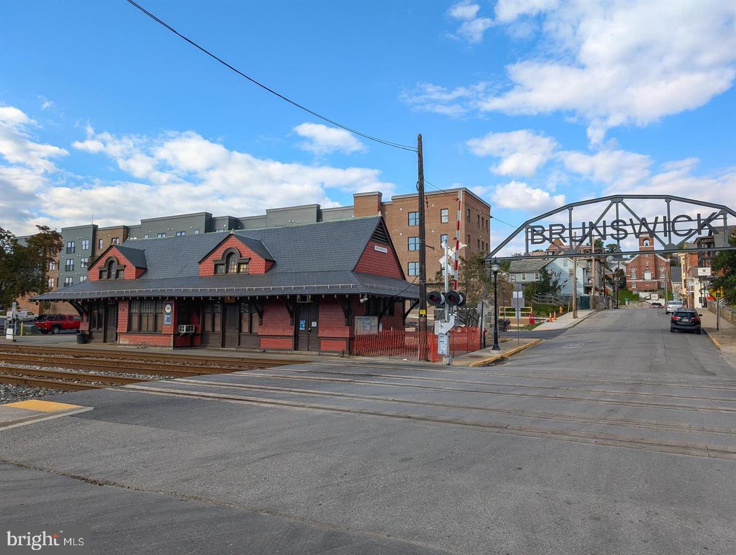 BRUNSWICK CROSSING - Residential