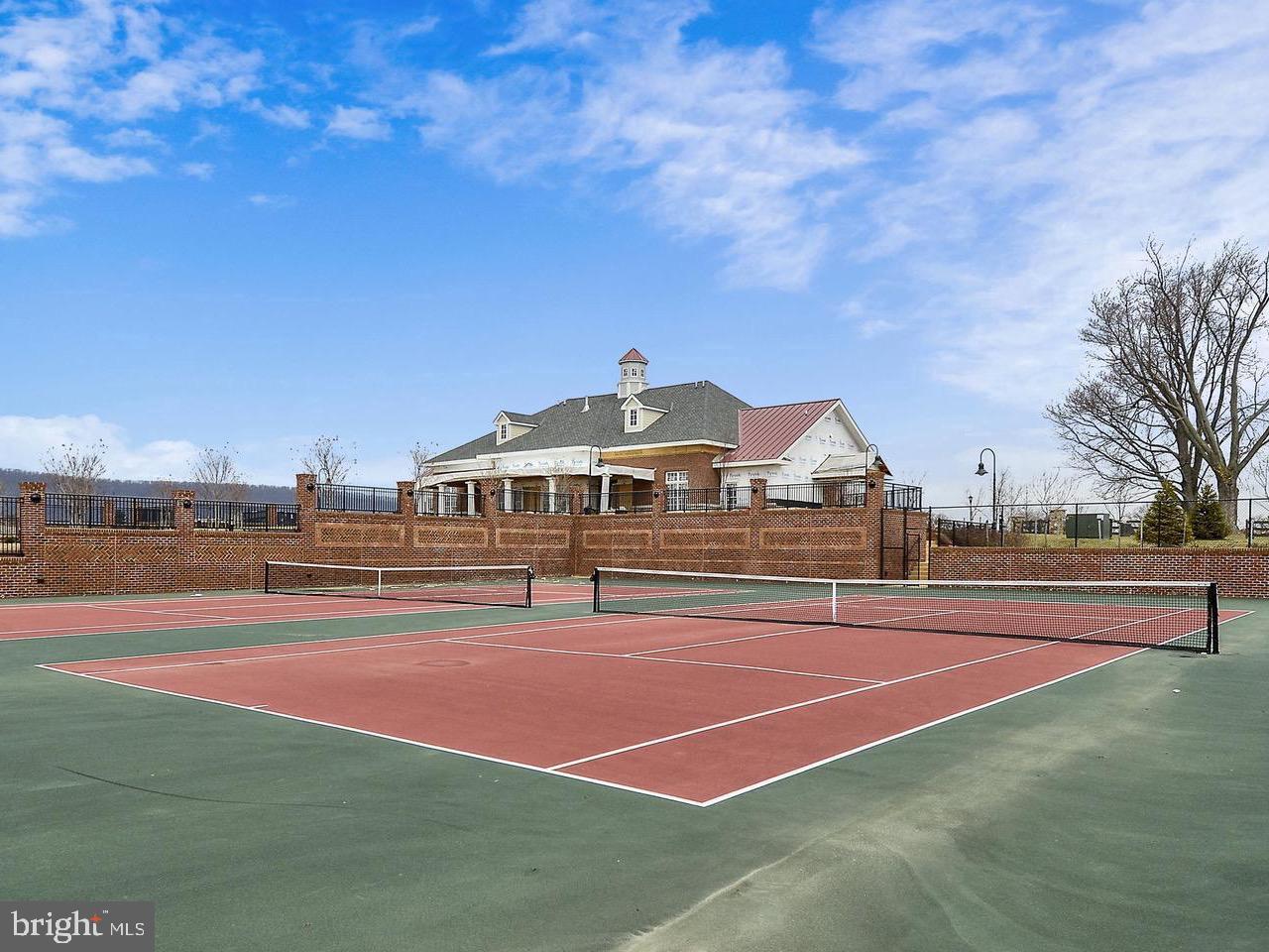 BRUNSWICK CROSSING - Residential