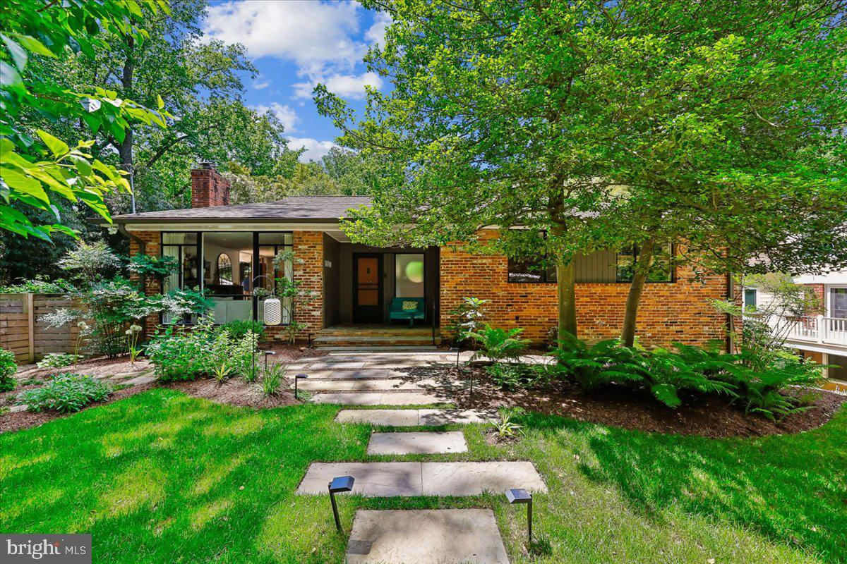 GARRETT PARK - Residential