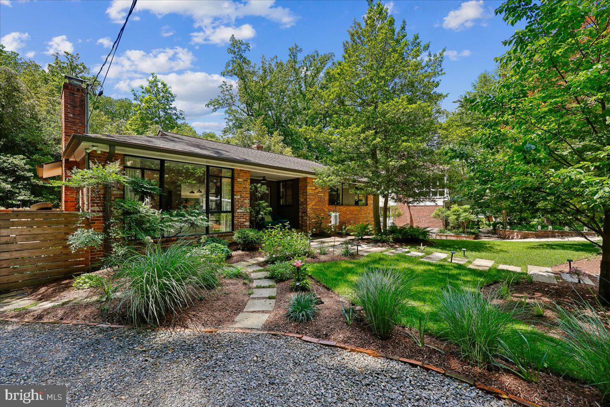 GARRETT PARK - Residential