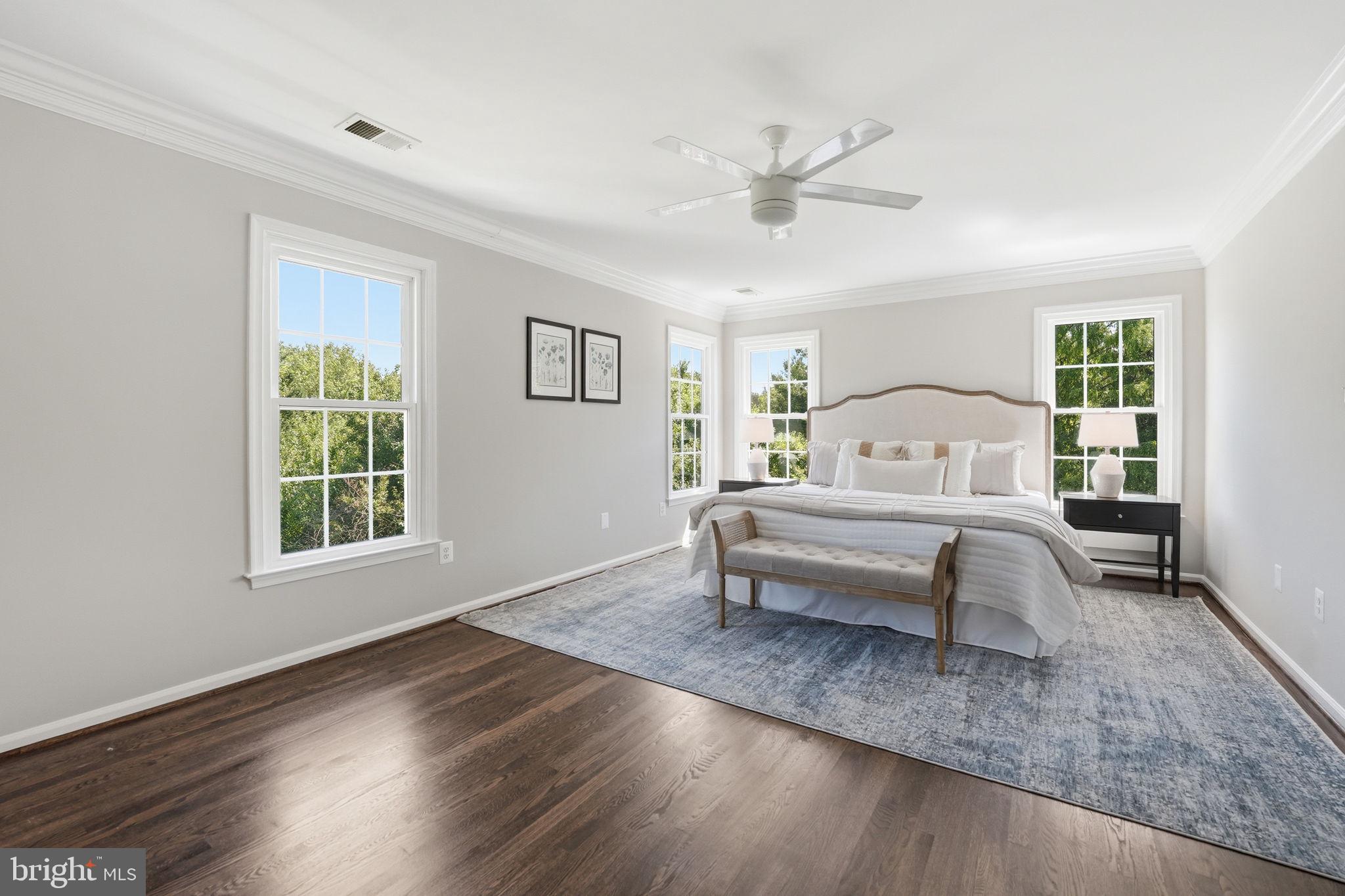 MCLEAN HUNDRED - Residential