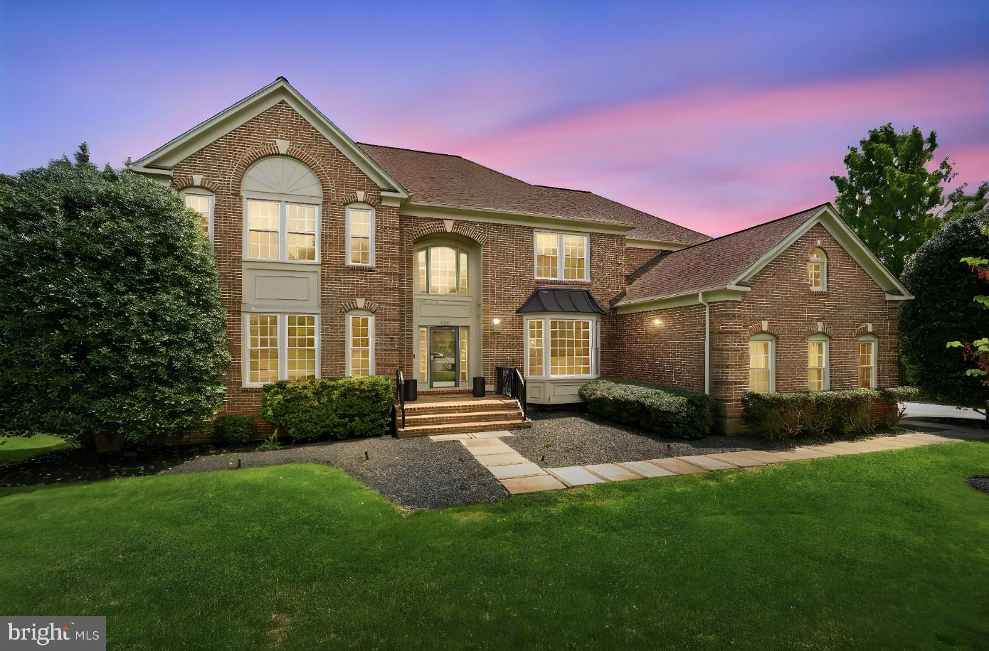 MCLEAN HUNDRED - Residential