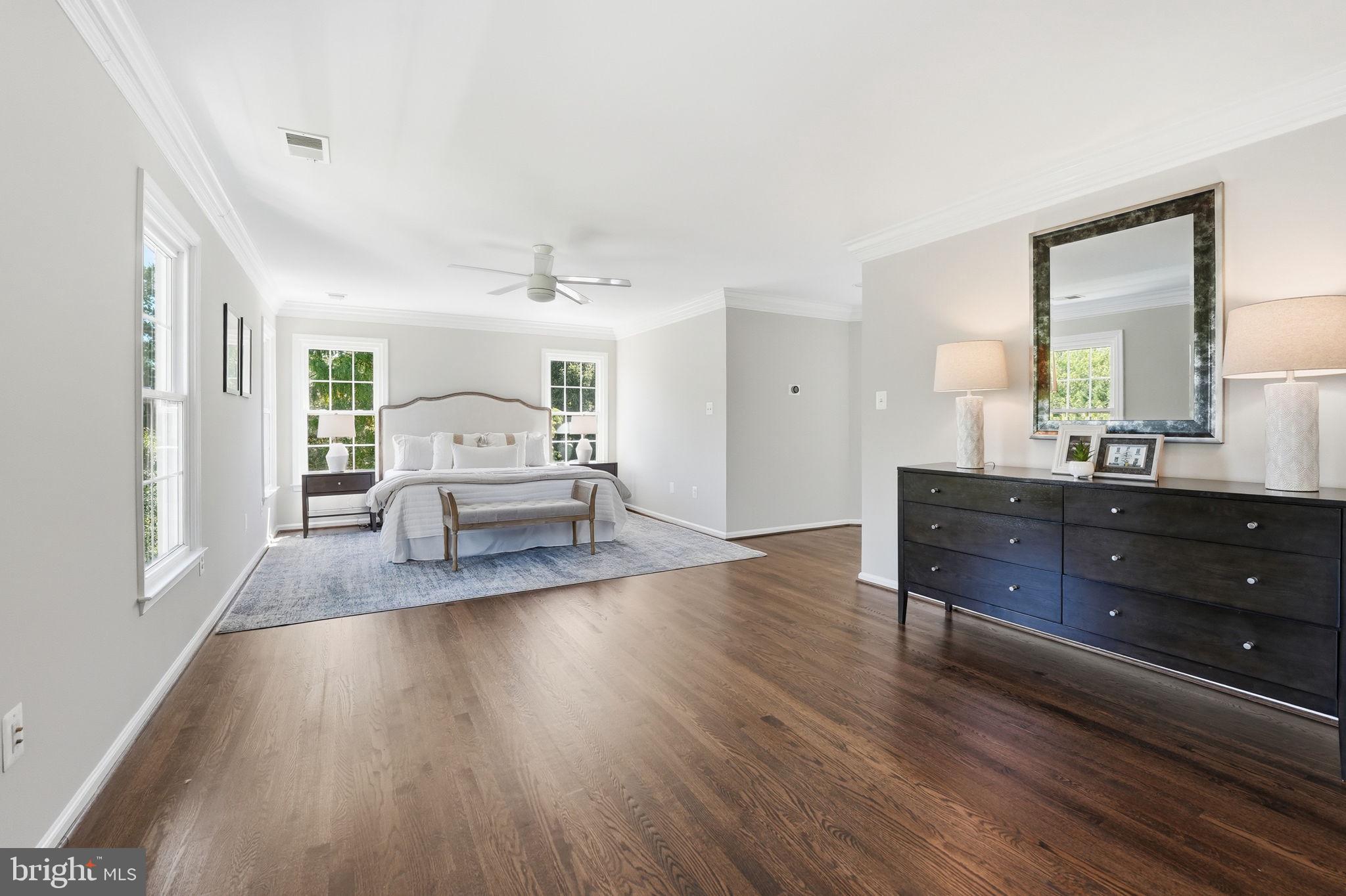 MCLEAN HUNDRED - Residential