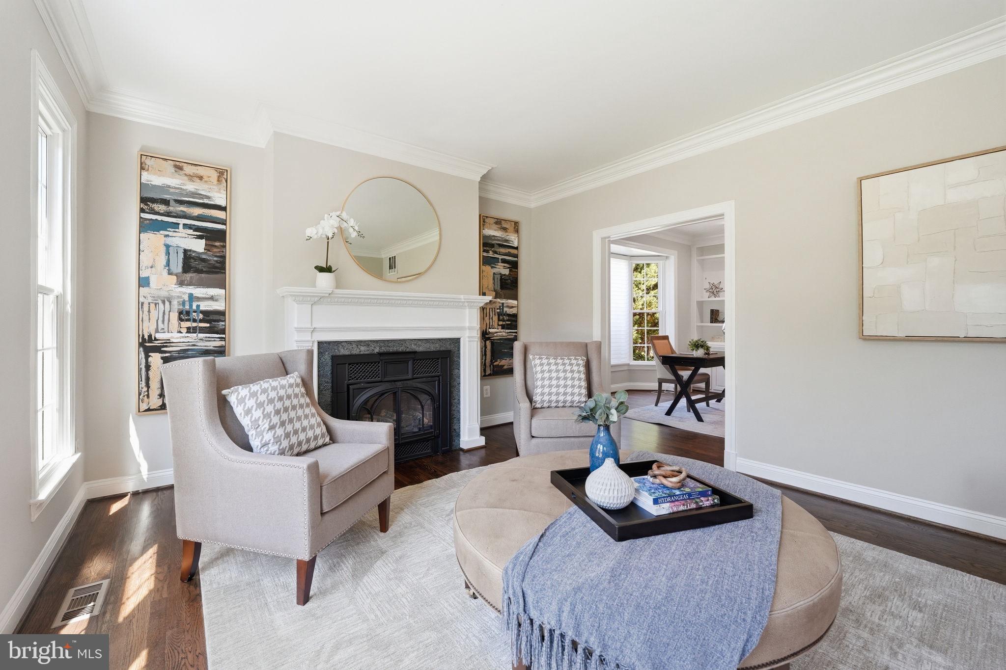 MCLEAN HUNDRED - Residential