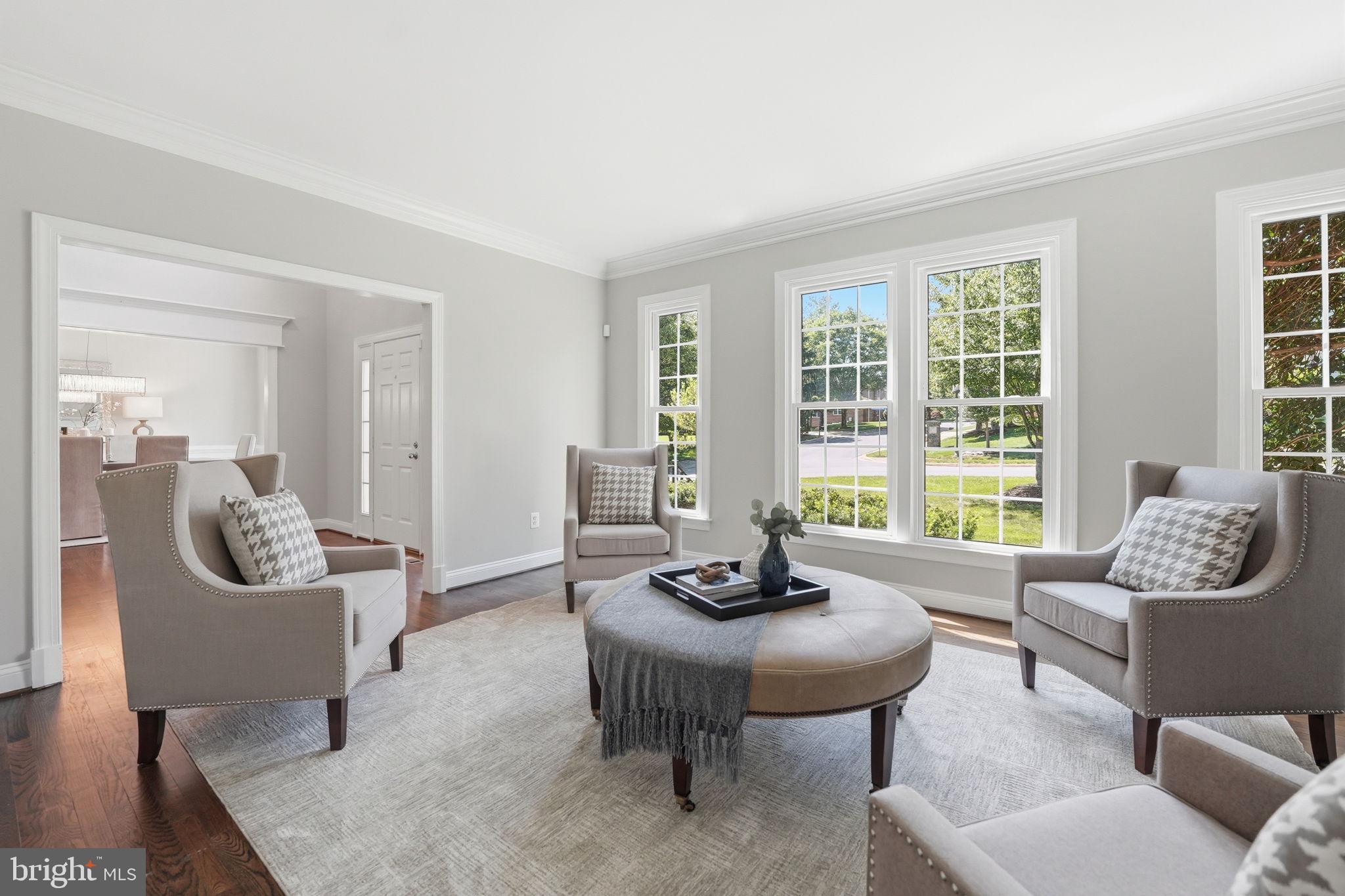 MCLEAN HUNDRED - Residential