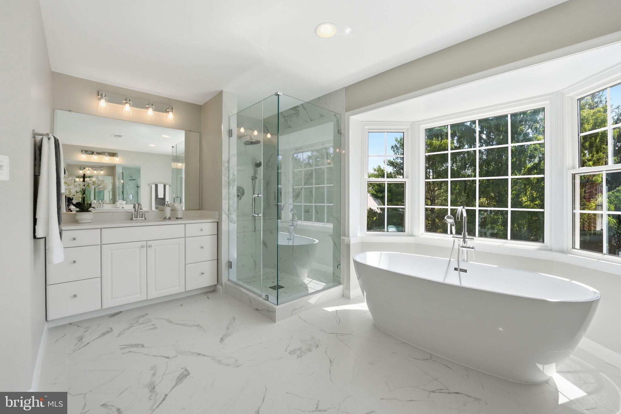 MCLEAN HUNDRED - Residential