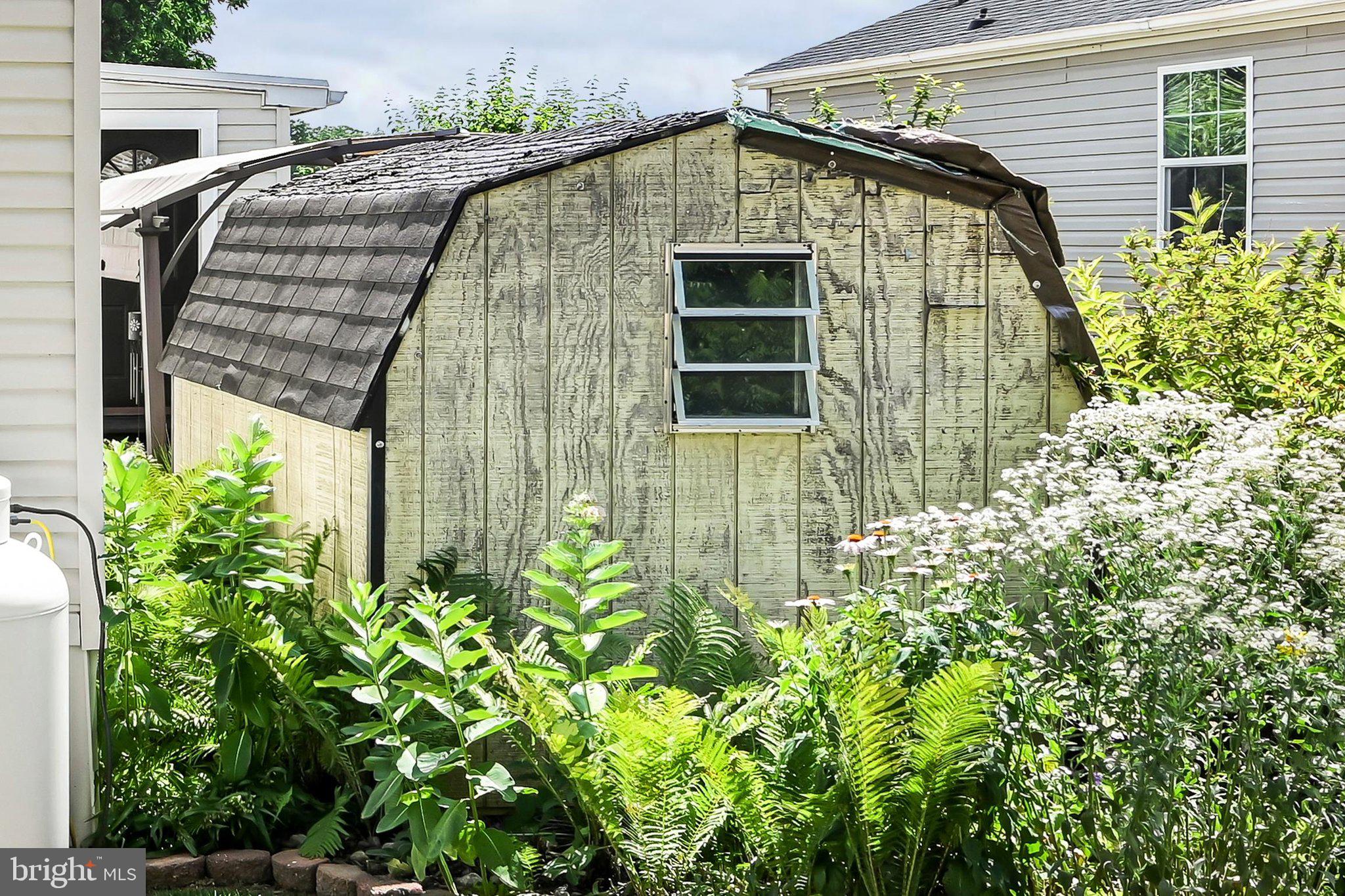PALM CITY PARK - Residential