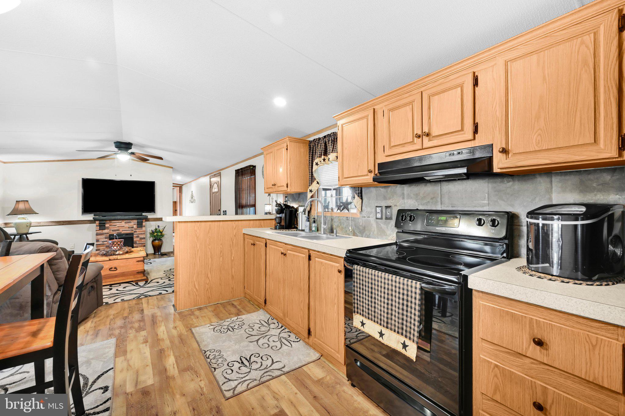 PALM CITY PARK - Residential