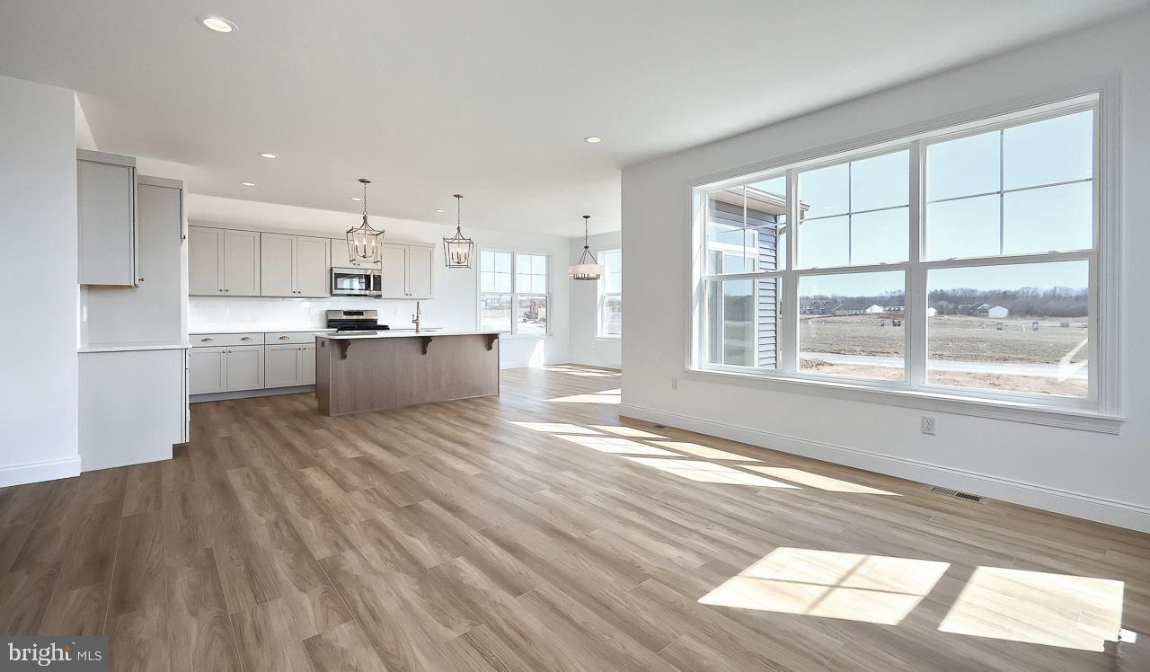 WRIGHT'S LANDING - Residential