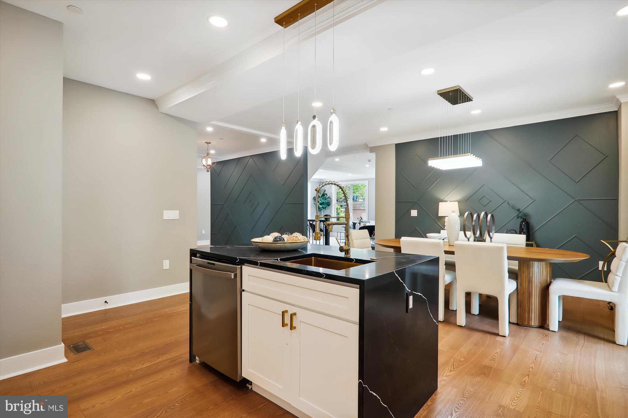 TAKOMA PARK - Residential