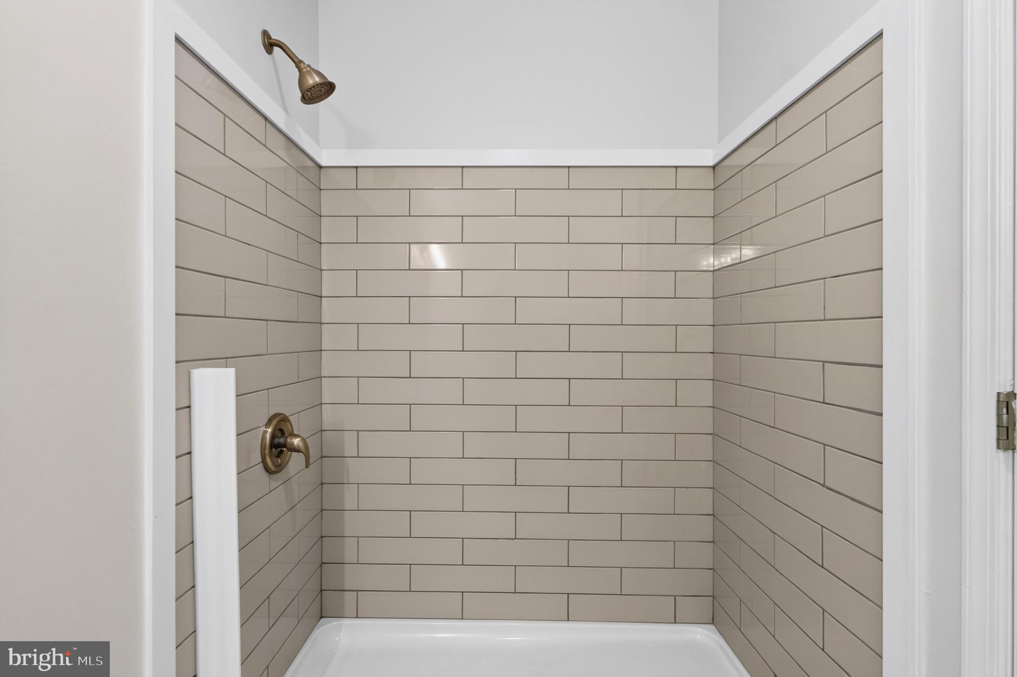 CEDAR CREEK LANDING - Residential
