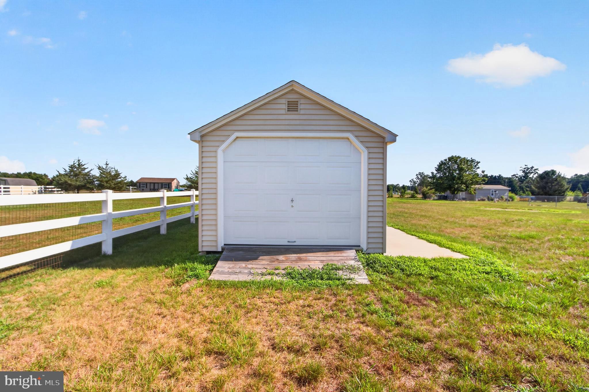 CEDAR CREEK LANDING - Residential