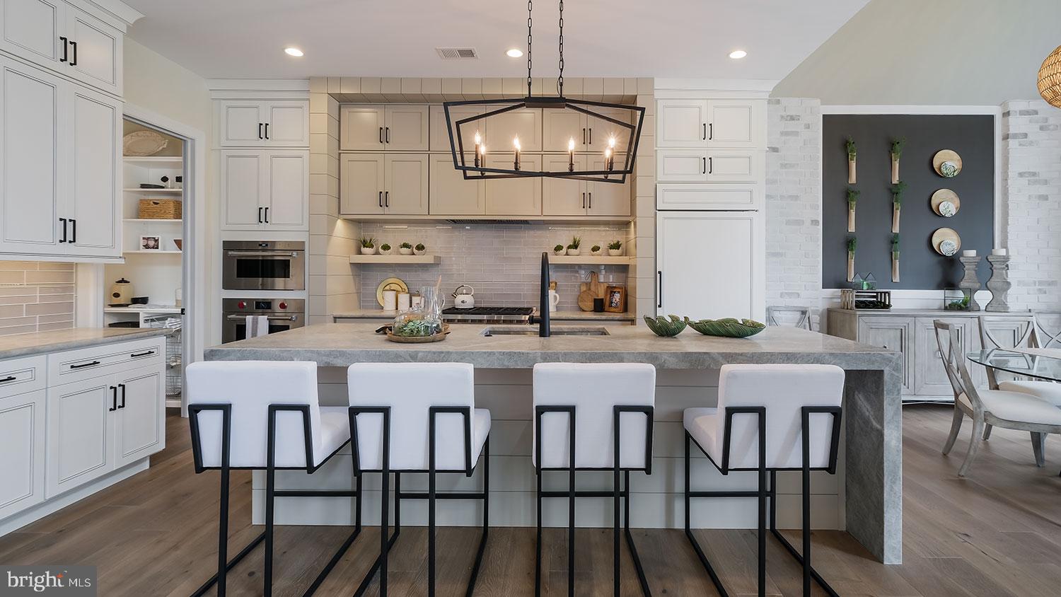ESTATES AT STONECLIFF - Residential