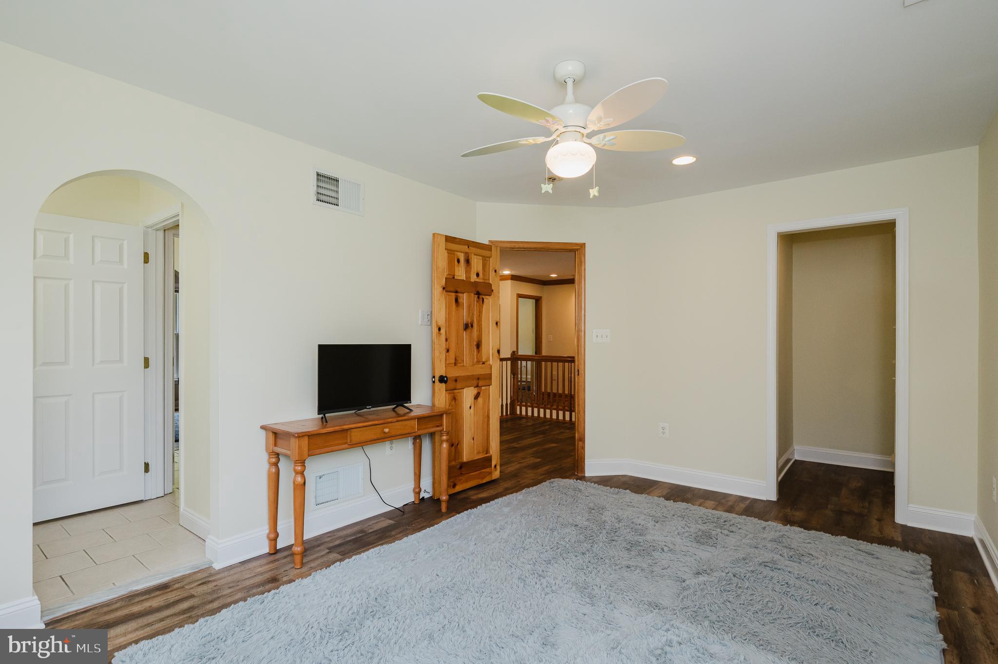 LINTHICUM - Residential