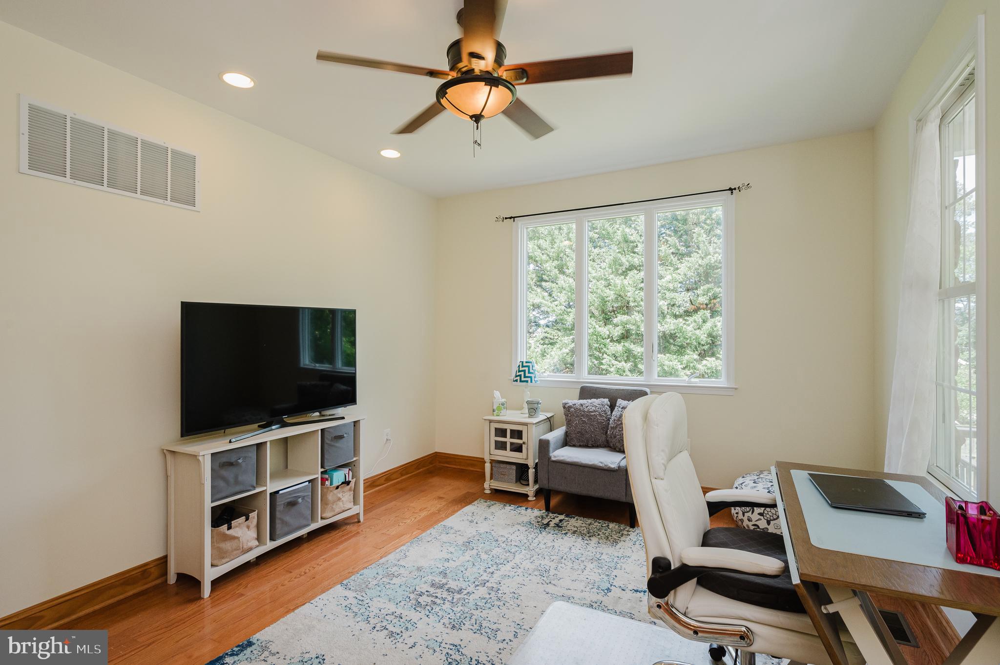 LINTHICUM - Residential