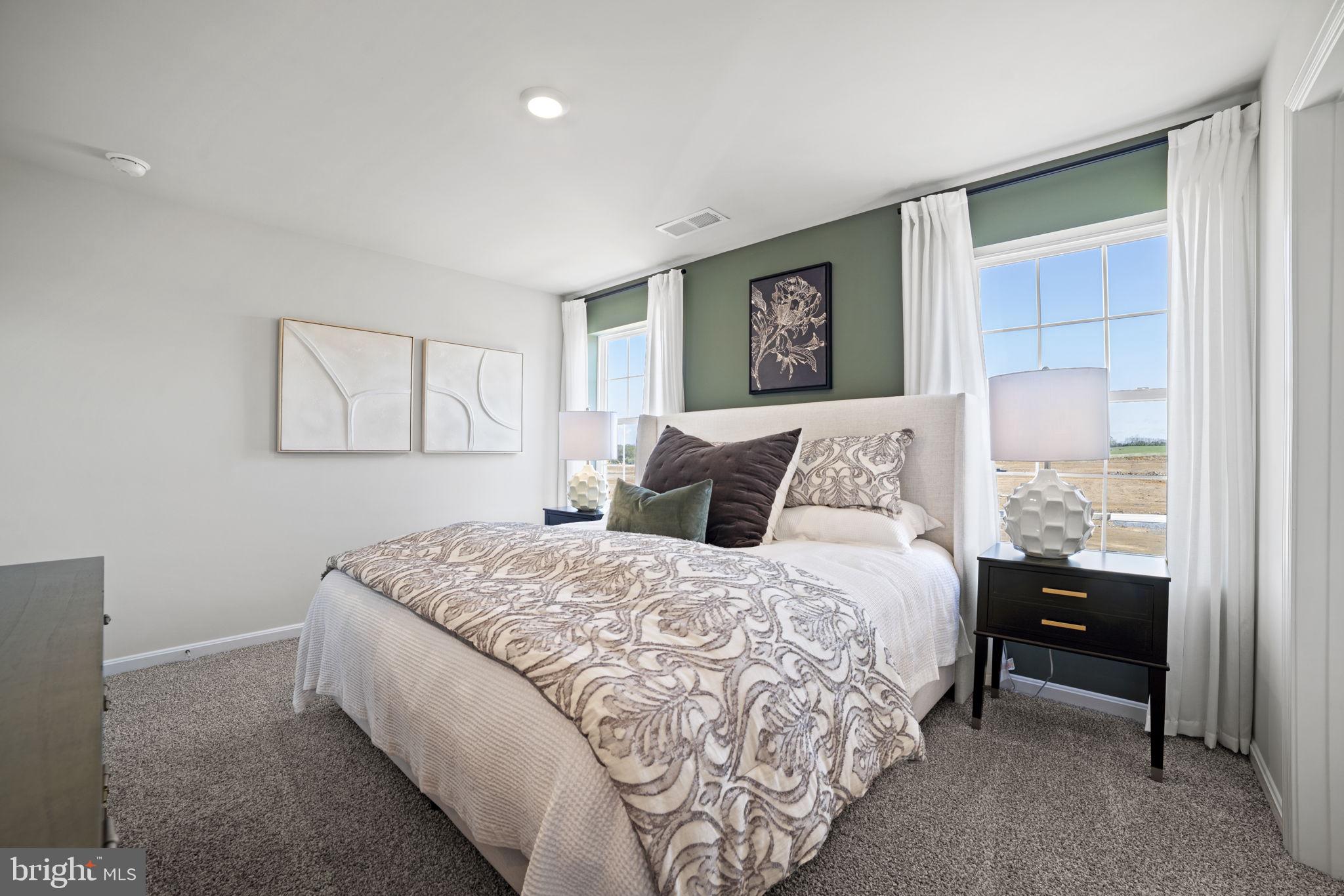 RETREAT AT WINDING CREEK - Residential