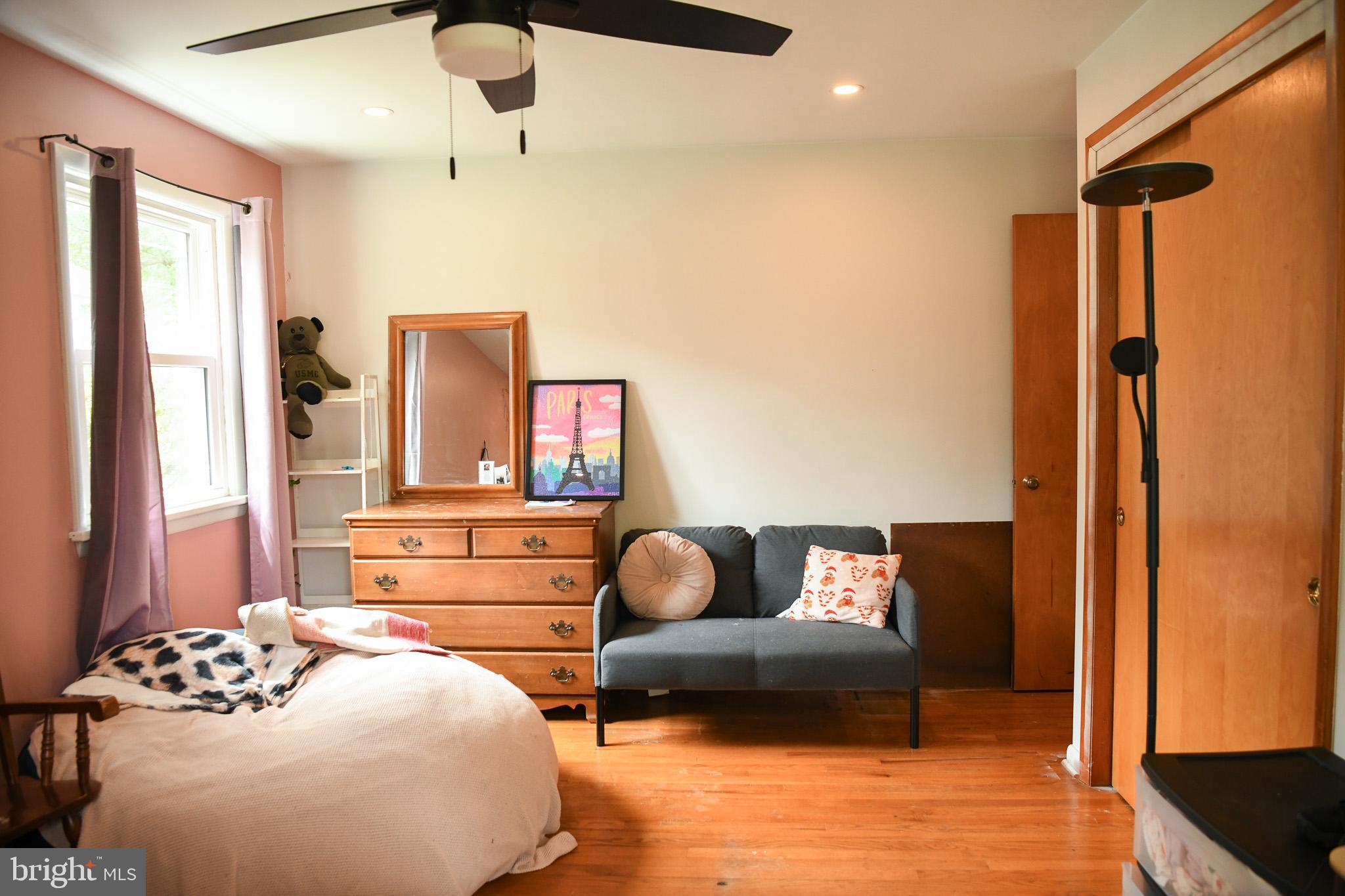 OAKWOOD PARK - Residential
