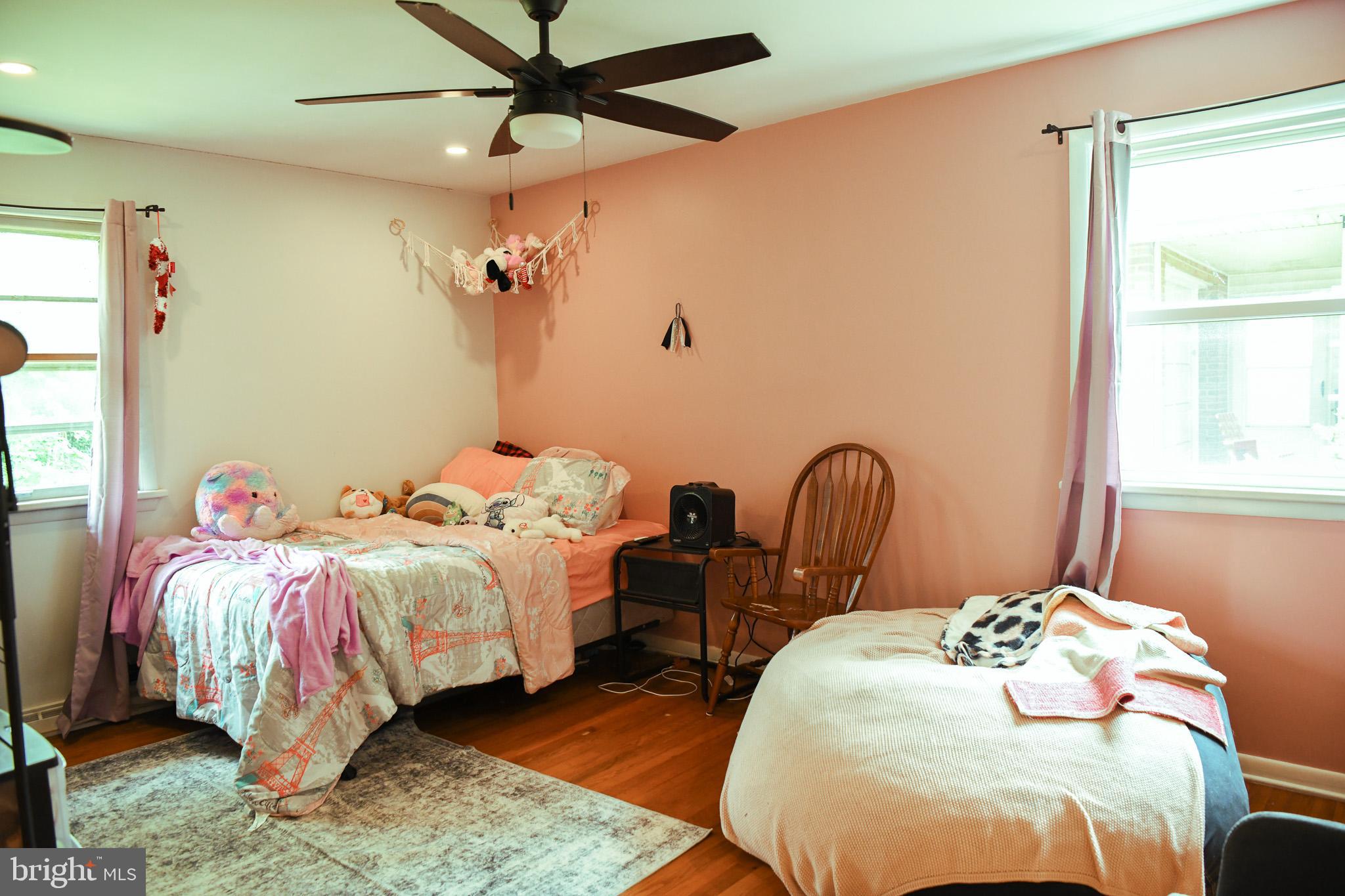 OAKWOOD PARK - Residential