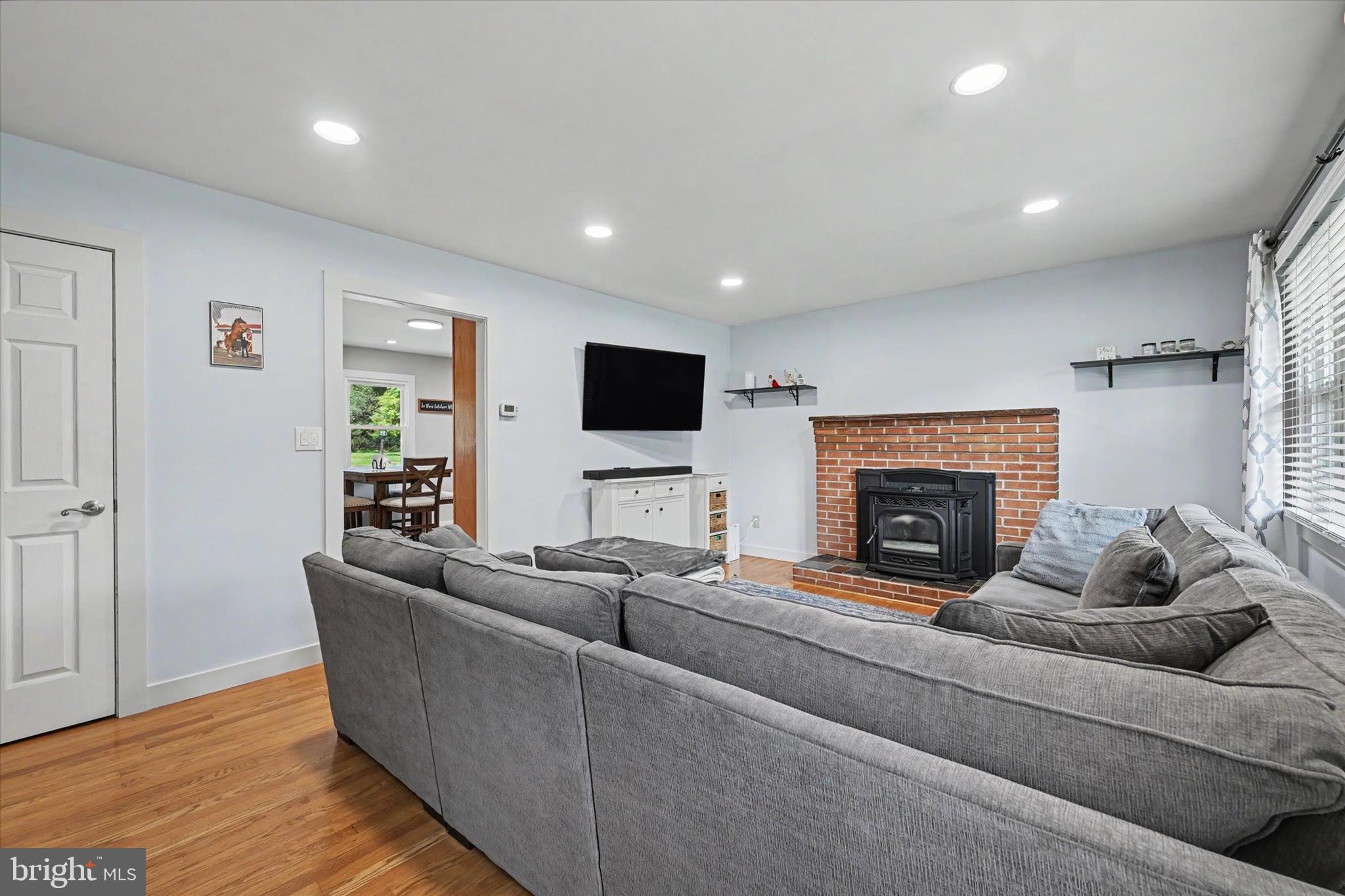 DARWIN HEIGHTS - Residential