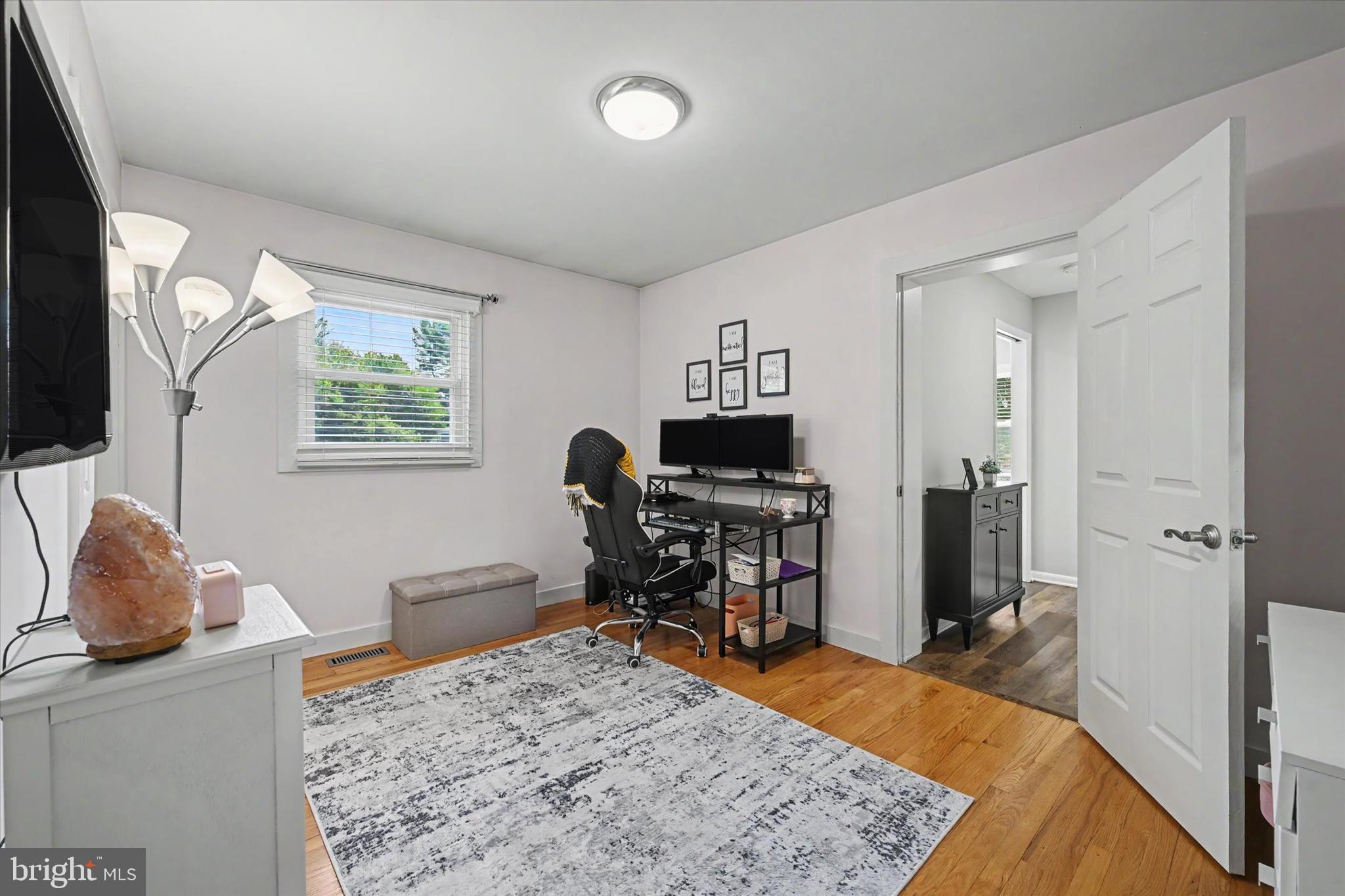 DARWIN HEIGHTS - Residential