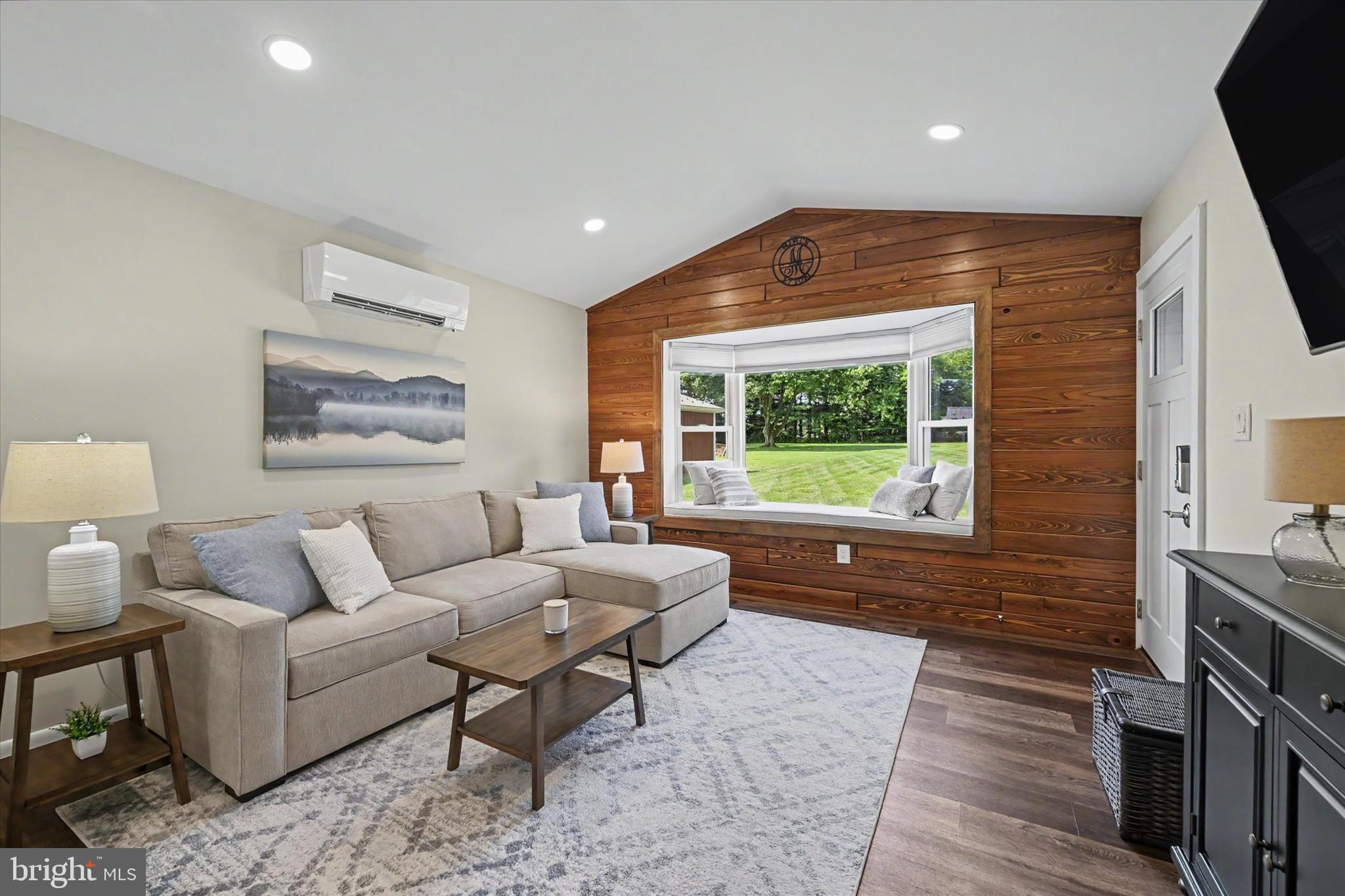 DARWIN HEIGHTS - Residential