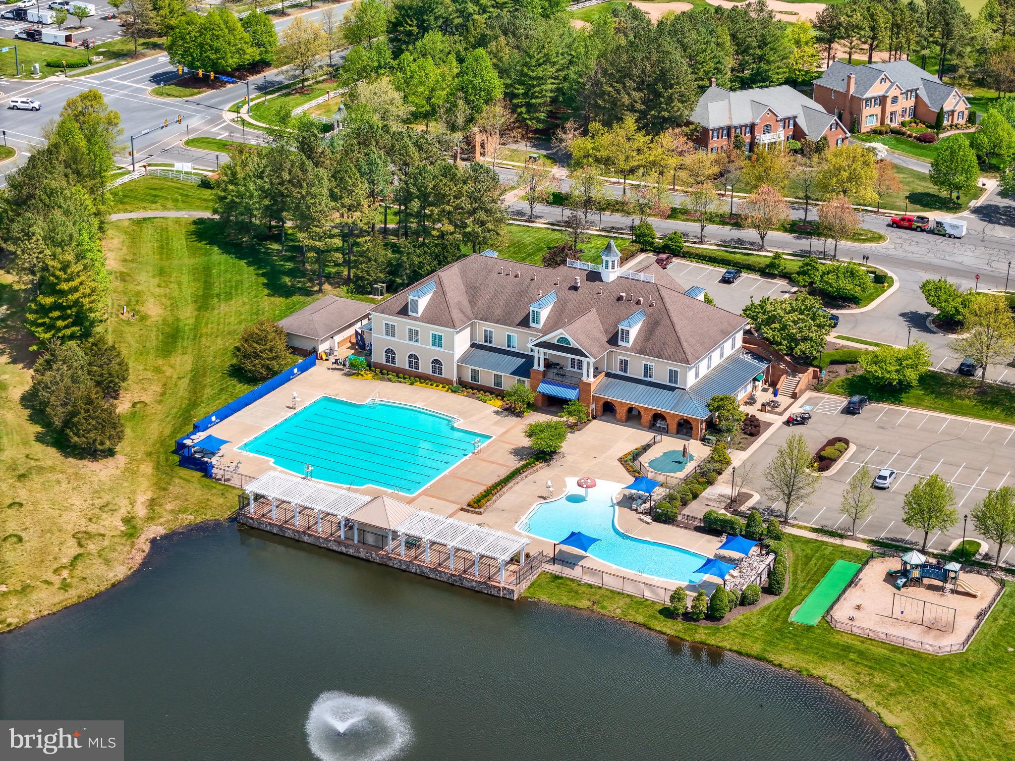 DOMINION VALLEY COUNTRY CLUB - Residential