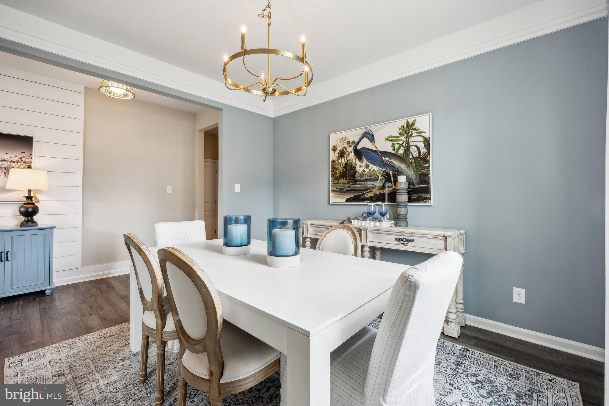 LADYSMITH VILLAGE - Residential