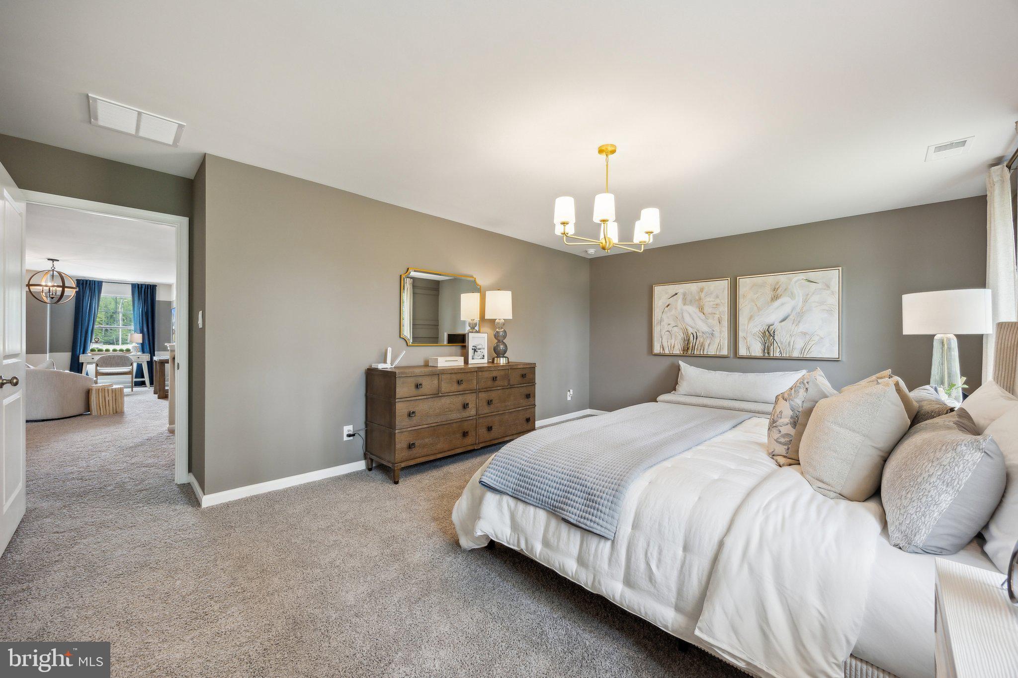 LADYSMITH VILLAGE - Residential