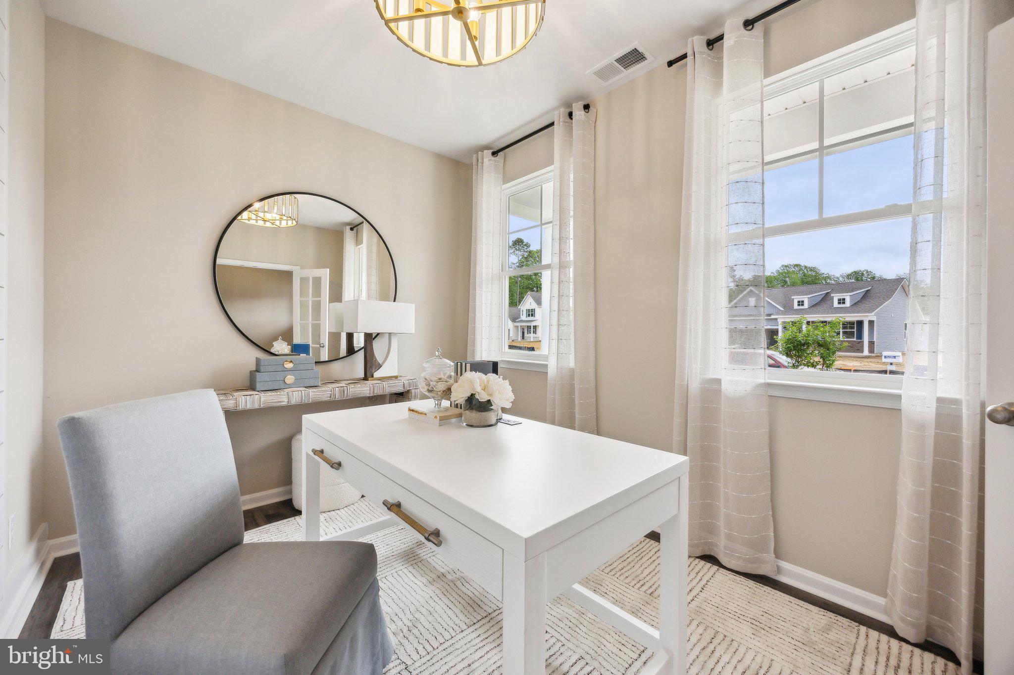 LADYSMITH VILLAGE - Residential