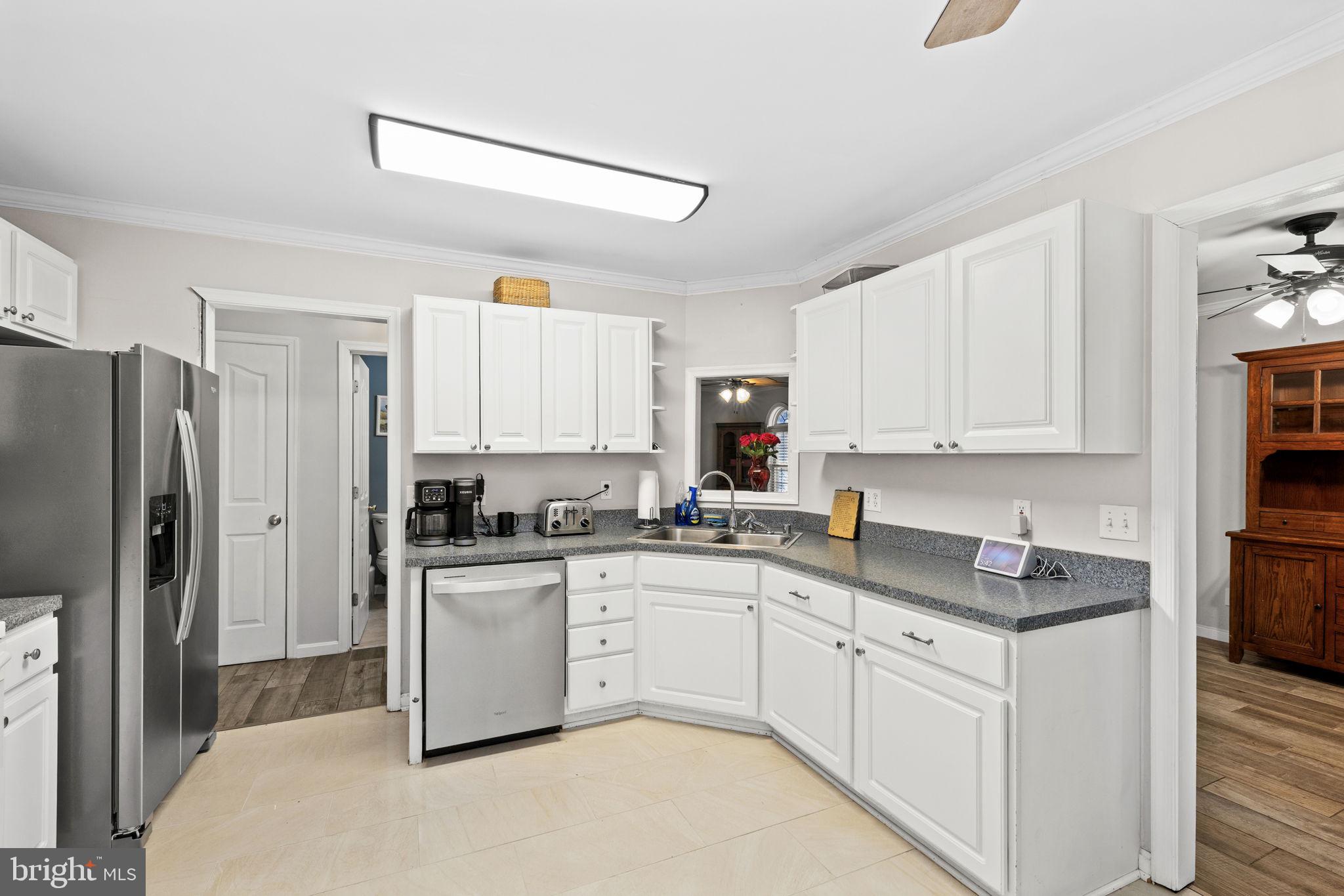 SOUTH OAKS - Residential