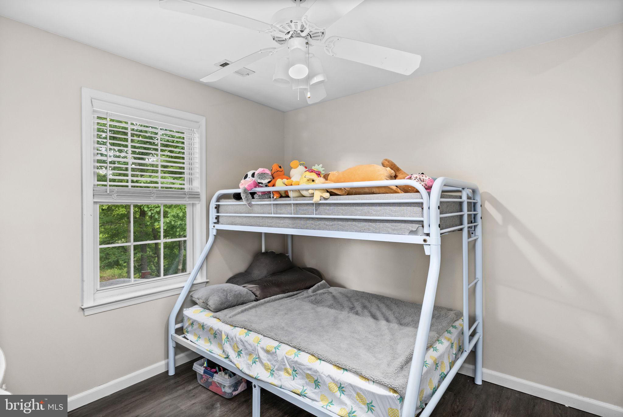 SOUTH OAKS - Residential