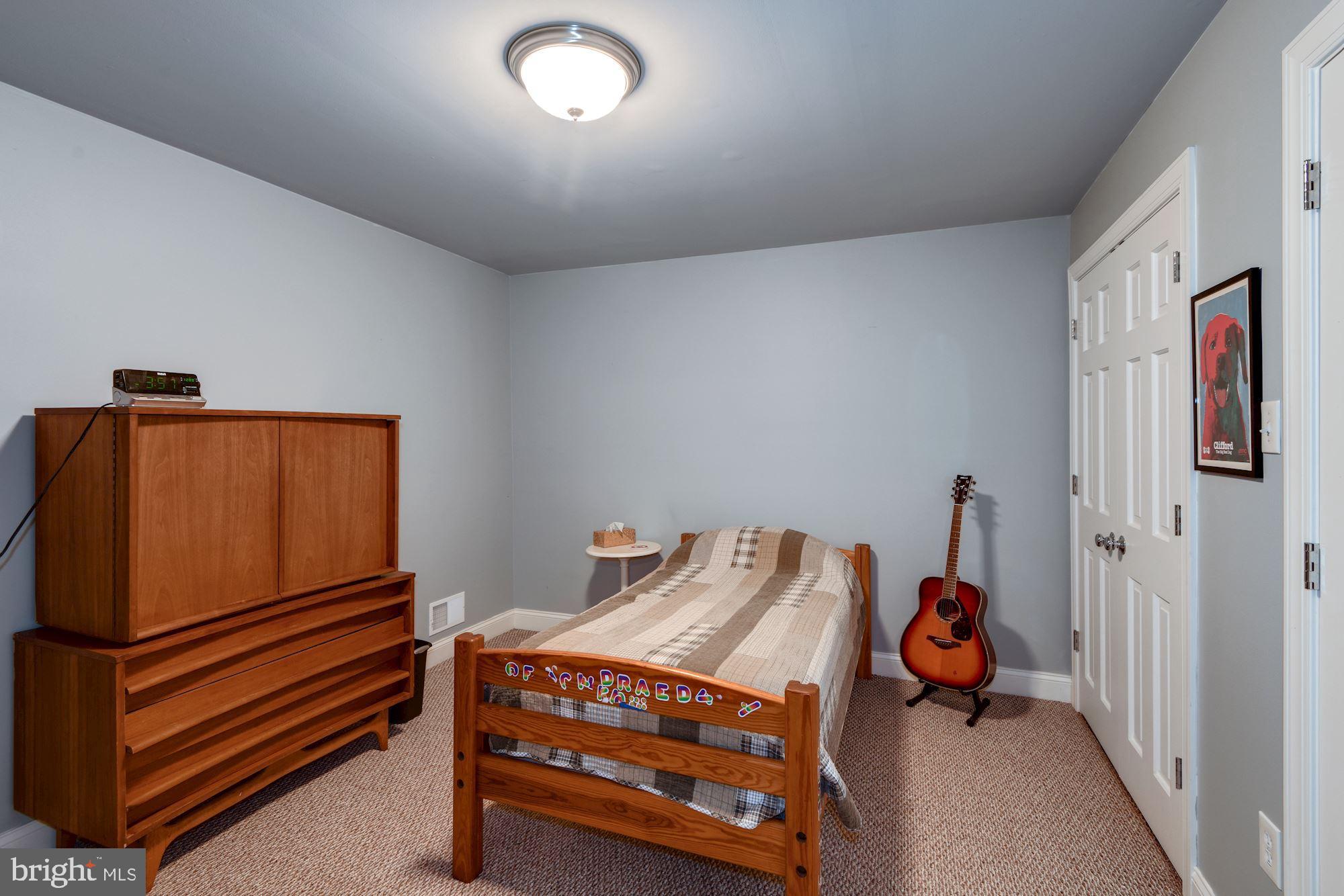 PINDELL WOODS - Residential