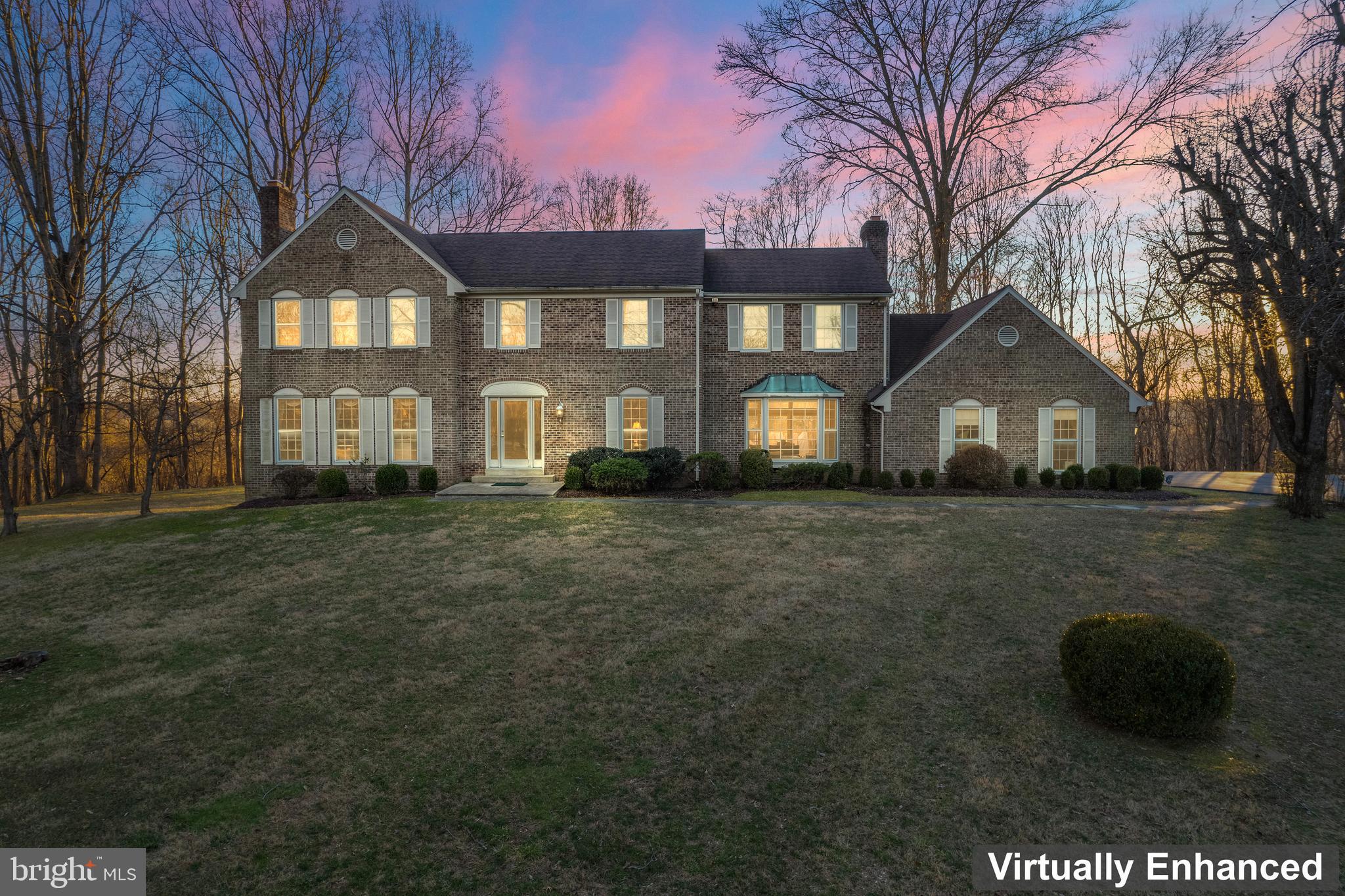 RIVERS EDGE - Residential