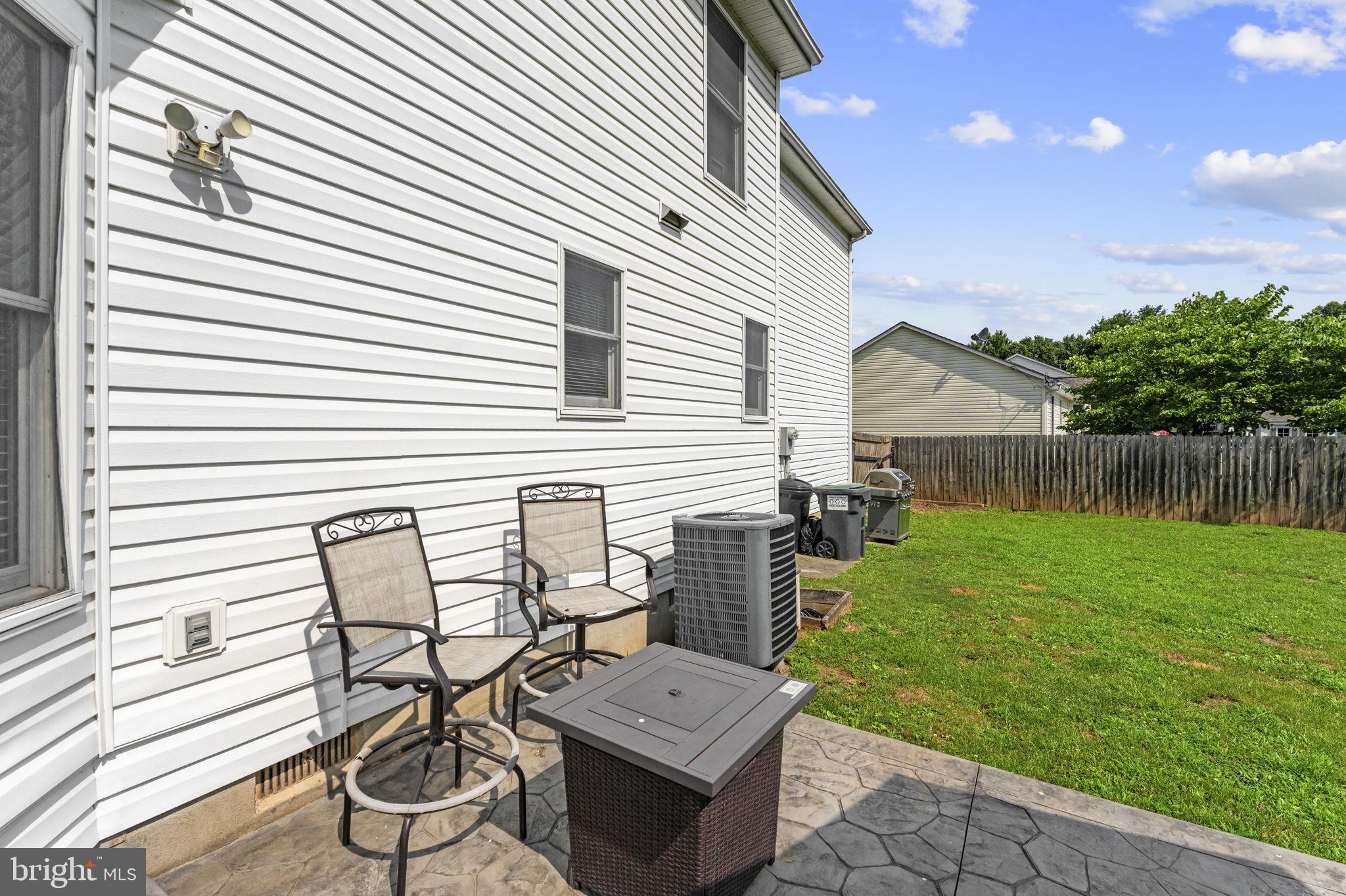 MEADFIELD - Residential