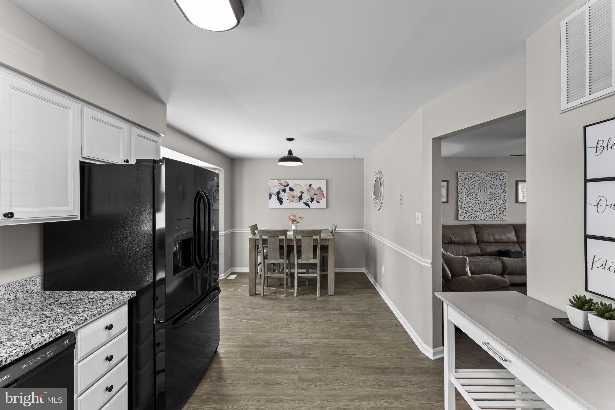 MEADFIELD - Residential