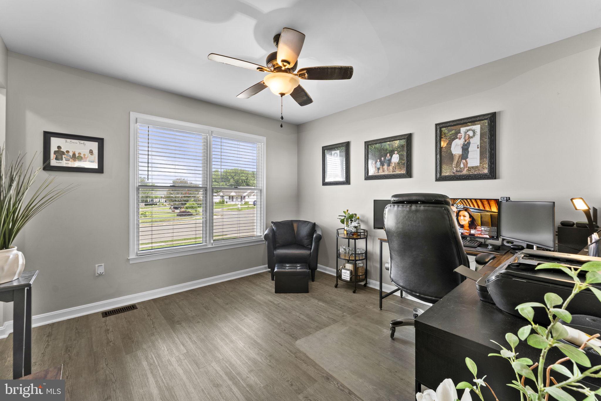 MEADFIELD - Residential