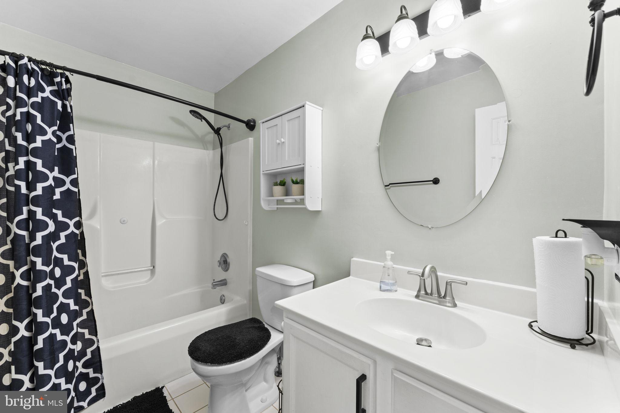 MEADFIELD - Residential