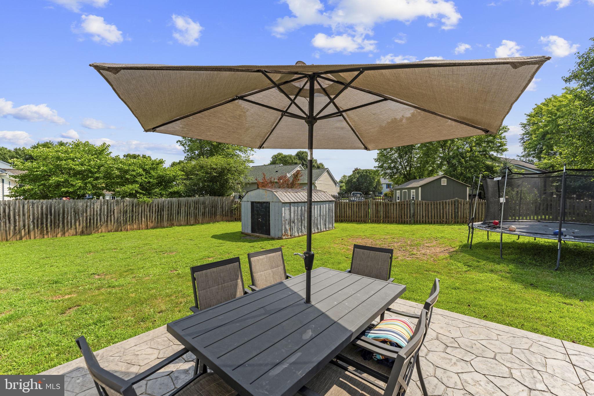 MEADFIELD - Residential