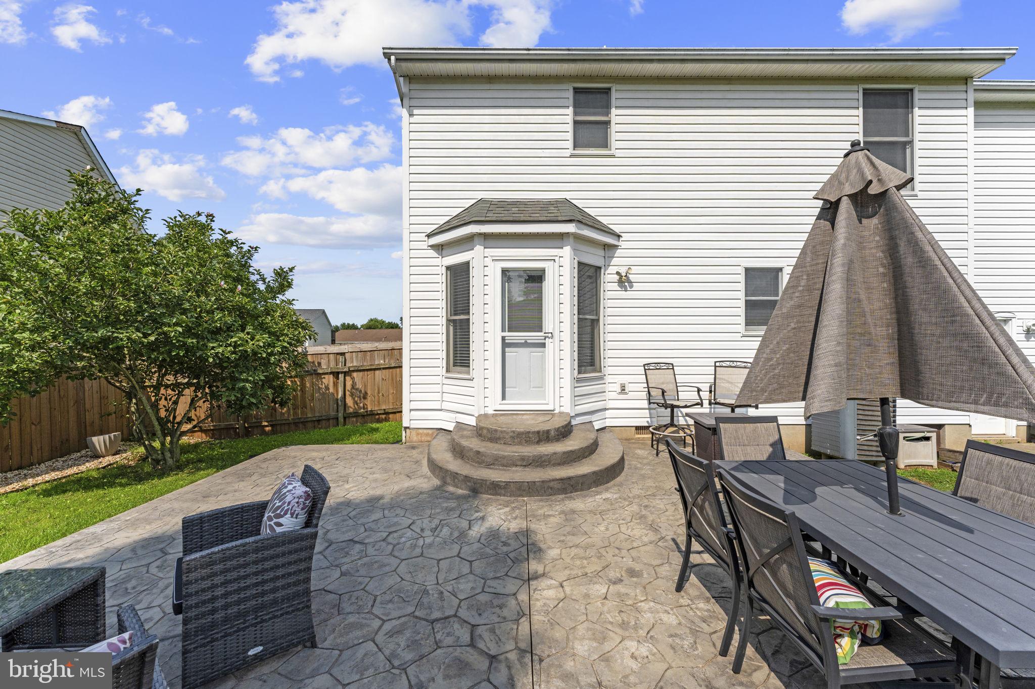MEADFIELD - Residential