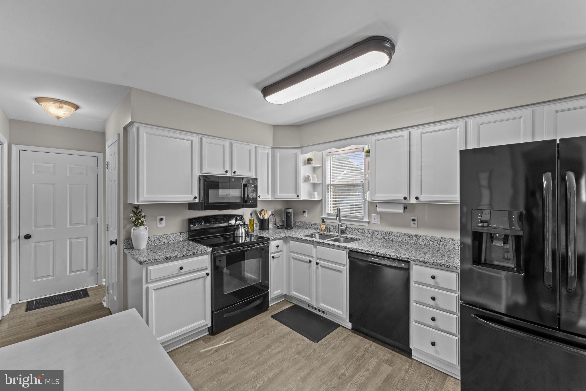 MEADFIELD - Residential