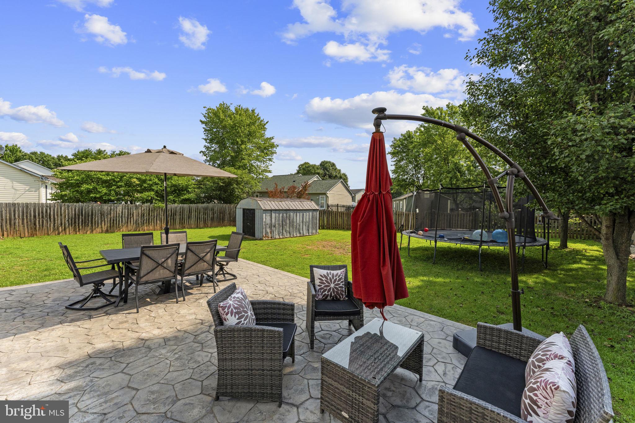 MEADFIELD - Residential