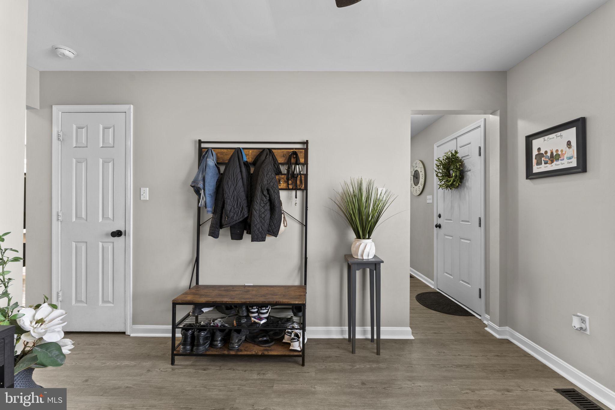 MEADFIELD - Residential