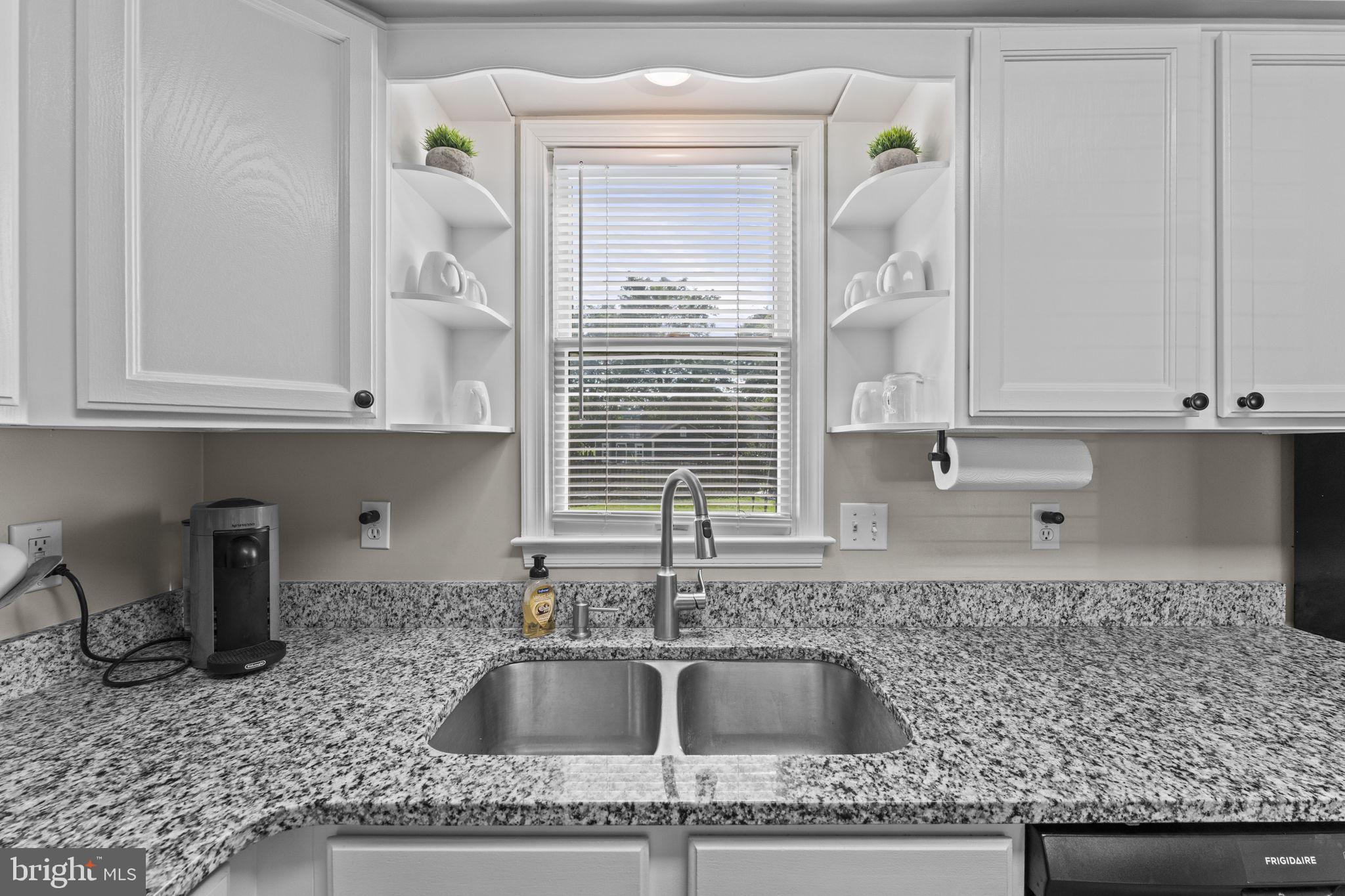 MEADFIELD - Residential